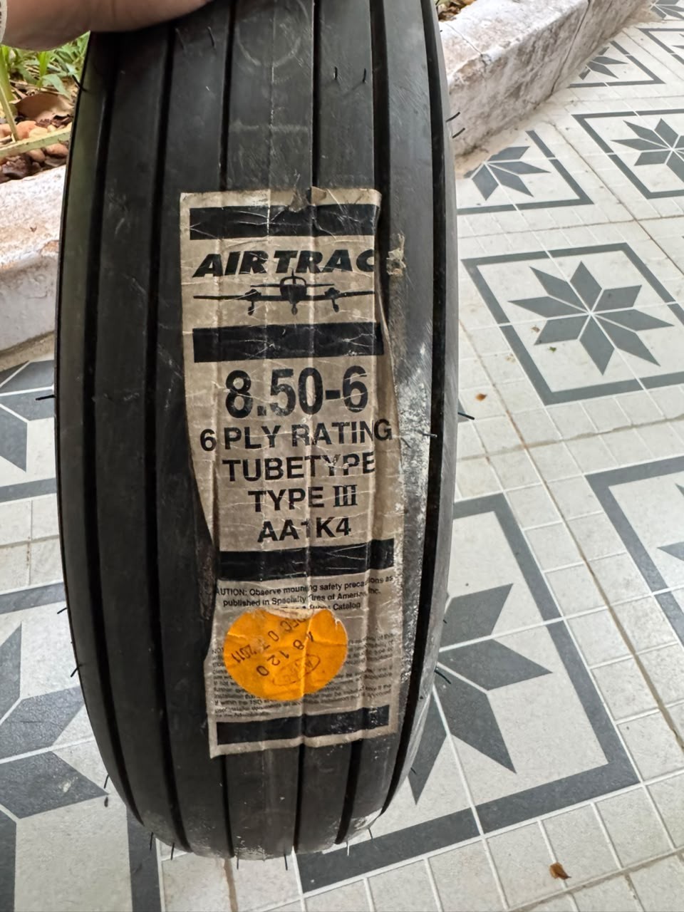 Air trac 8.50-6 Tire 6ply AA1K4 aircraft tire Air trac 8.50-6 Tire 6ply AA1K4 aircraft tire