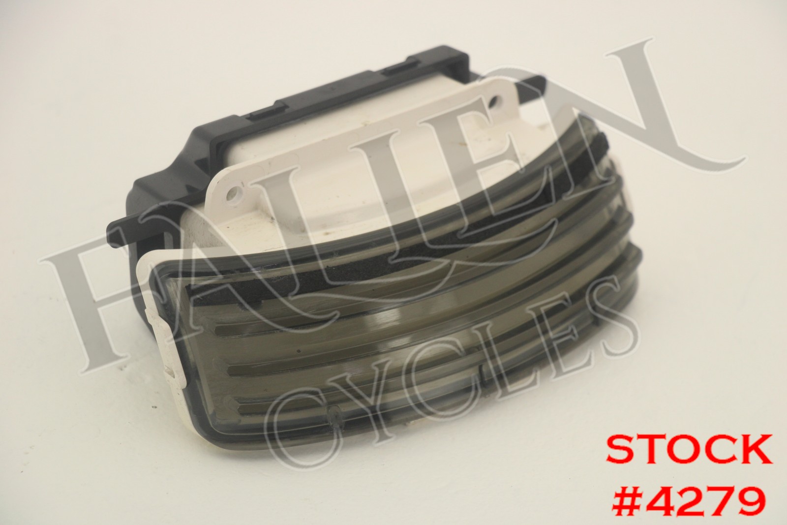 2011 Harley Street Glide Back Rear Fender Tip Tri Bar Light 69375-10 VIDEO #4279