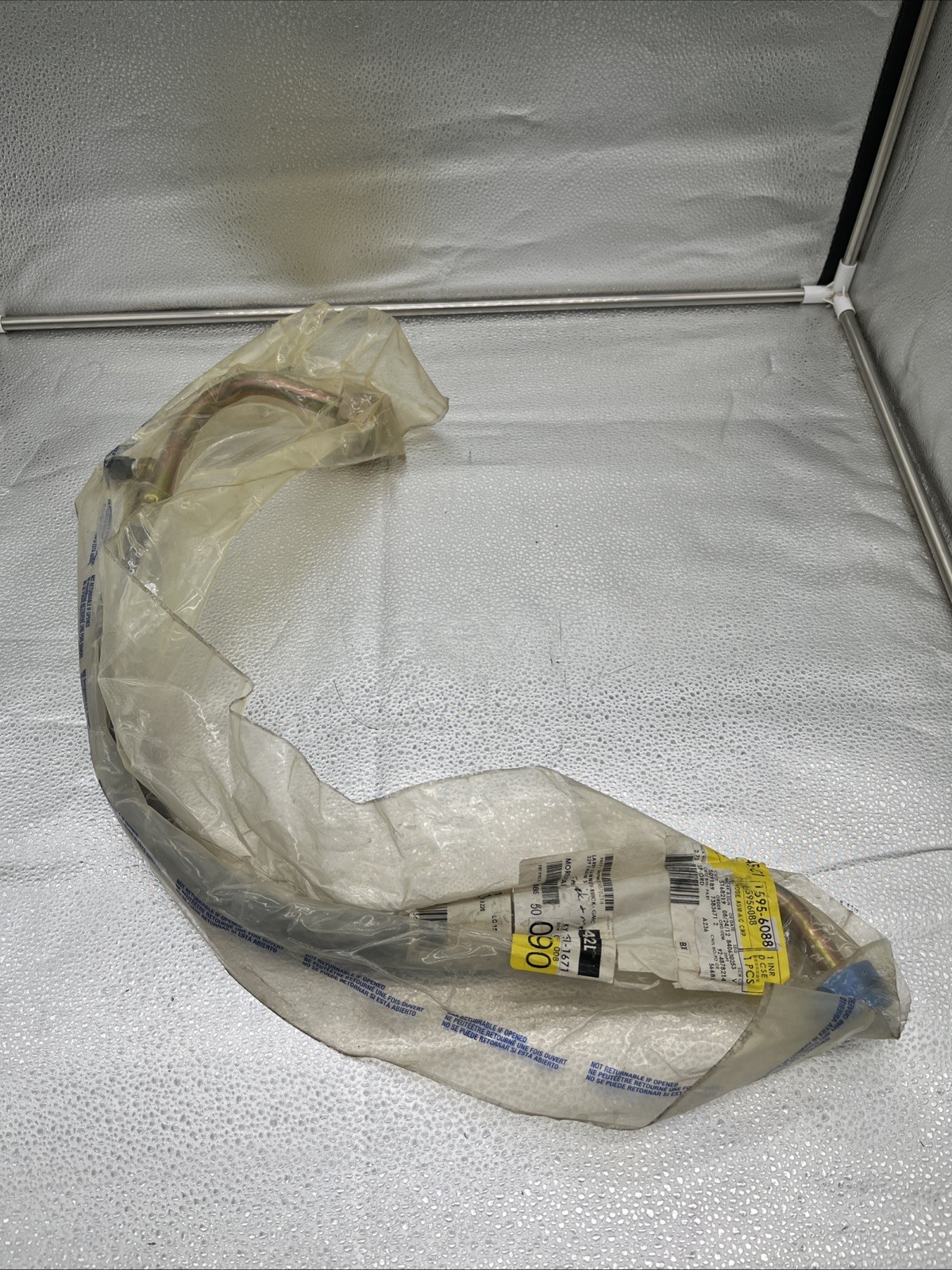GM Chevrolet Genuine GM A/C Compressor Hose NOS OEM 15956088