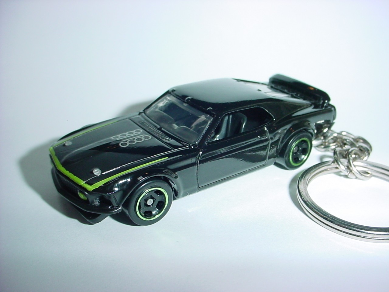 HOT 3D 1969 BLACK FORD MUSTANG BOSS 302 CUSTOM KEYCHAIN key keyring hot wheels