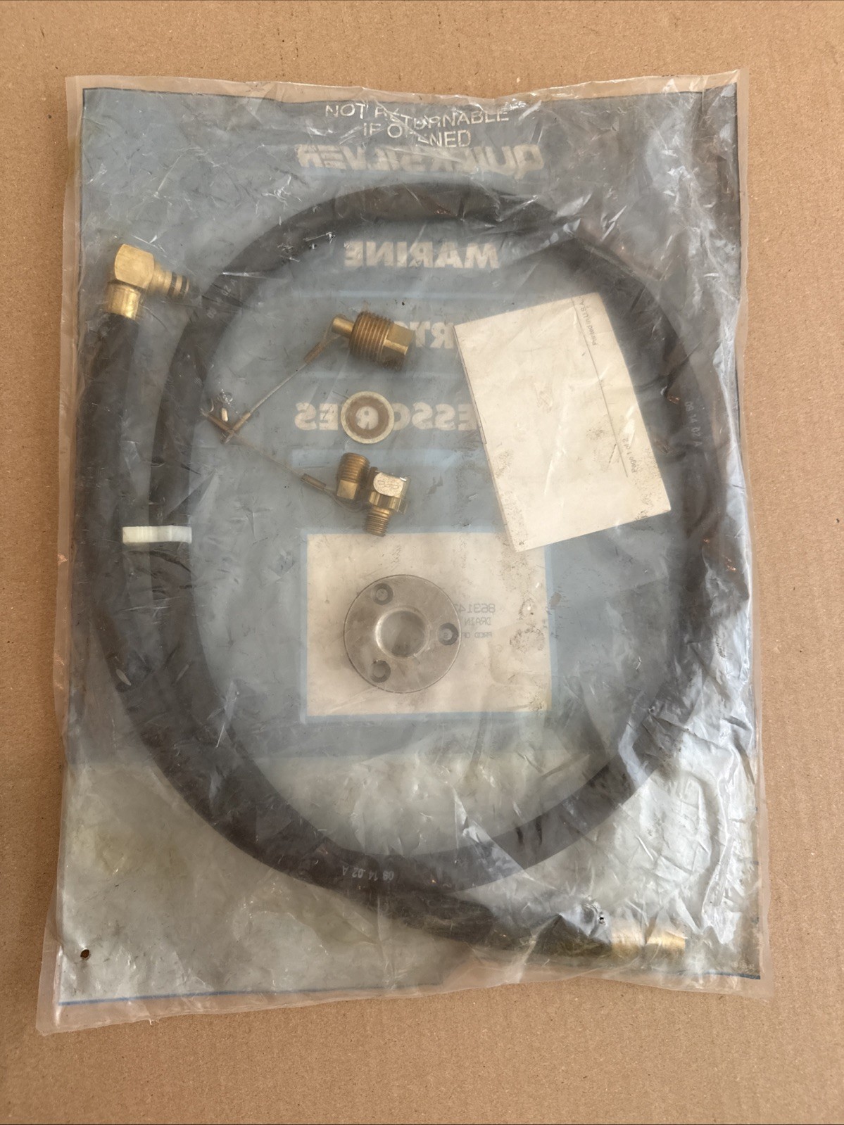 Mercury Mercruiser OEM Quicksilver Oil Drain Hose Kit Metric 32-865281A02 Mercury Mercruiser OEM Quicksilver Oil Drain Hose Kit Metric 32-865281A02