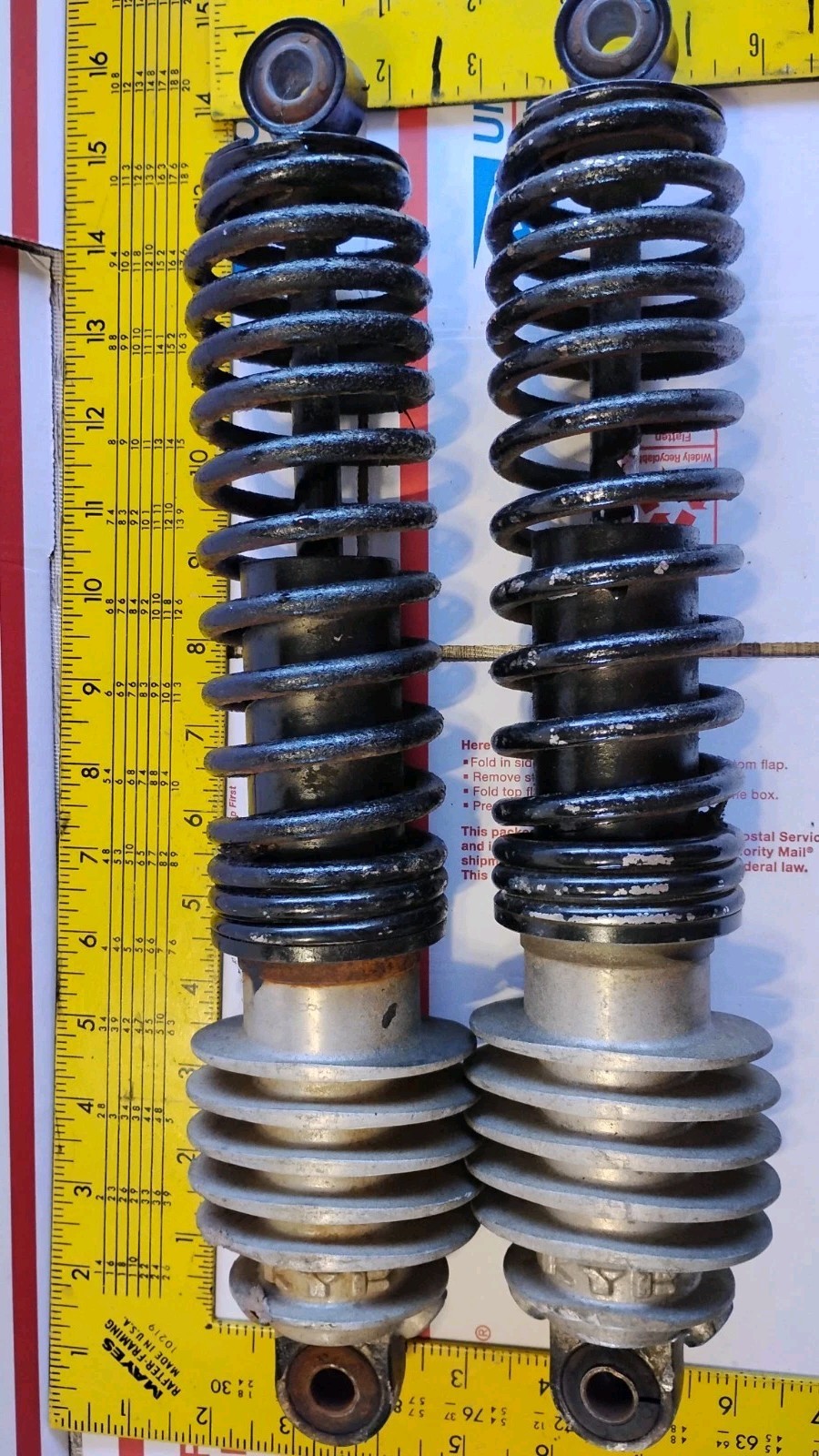 KYB Twin (Kayaba) OEM Rear vintage shock suspension set Of 2 Not Tested 