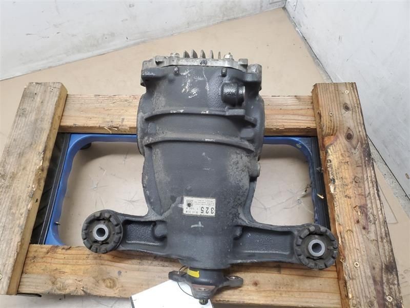 2007-2011 Lexus GS350 Rear Axle Differential Carrier Assembly OEM