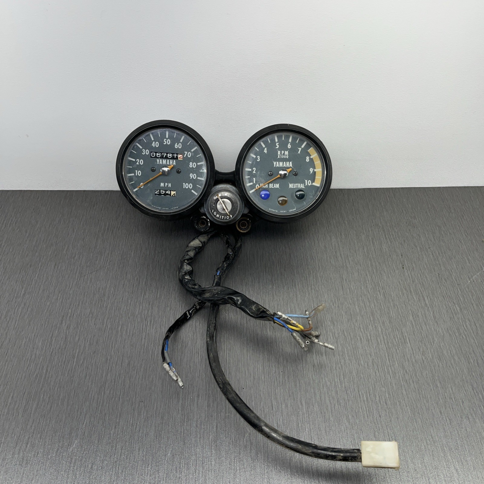 1972-73 Yamaha 175 Enduro Speedometer Tachometer Instrument Gauge Set