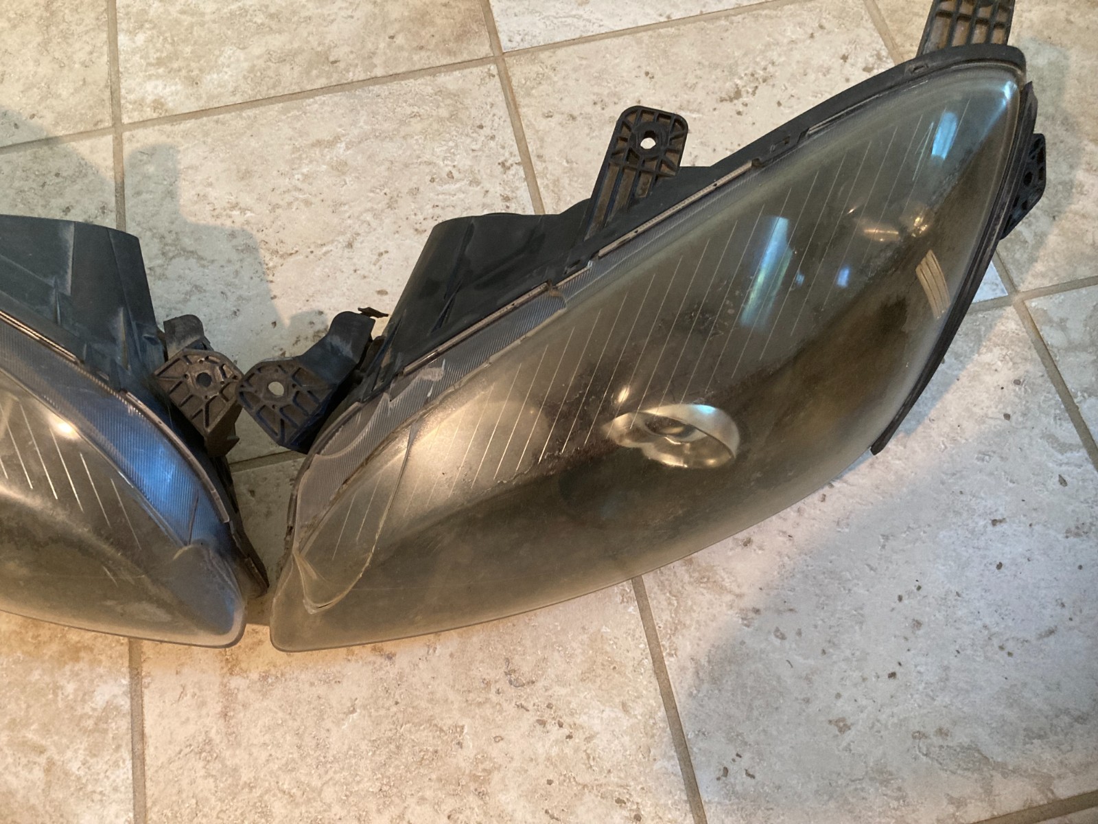 ✅ 07-09 Saturn Sky Headlight Lamp Left Driver Side OEM-No Bulbs-Cracked cover ✅ 07-09 Saturn Sky Headlight Lamp Left Driver Side OEM-No Bulbs-Cracked cover