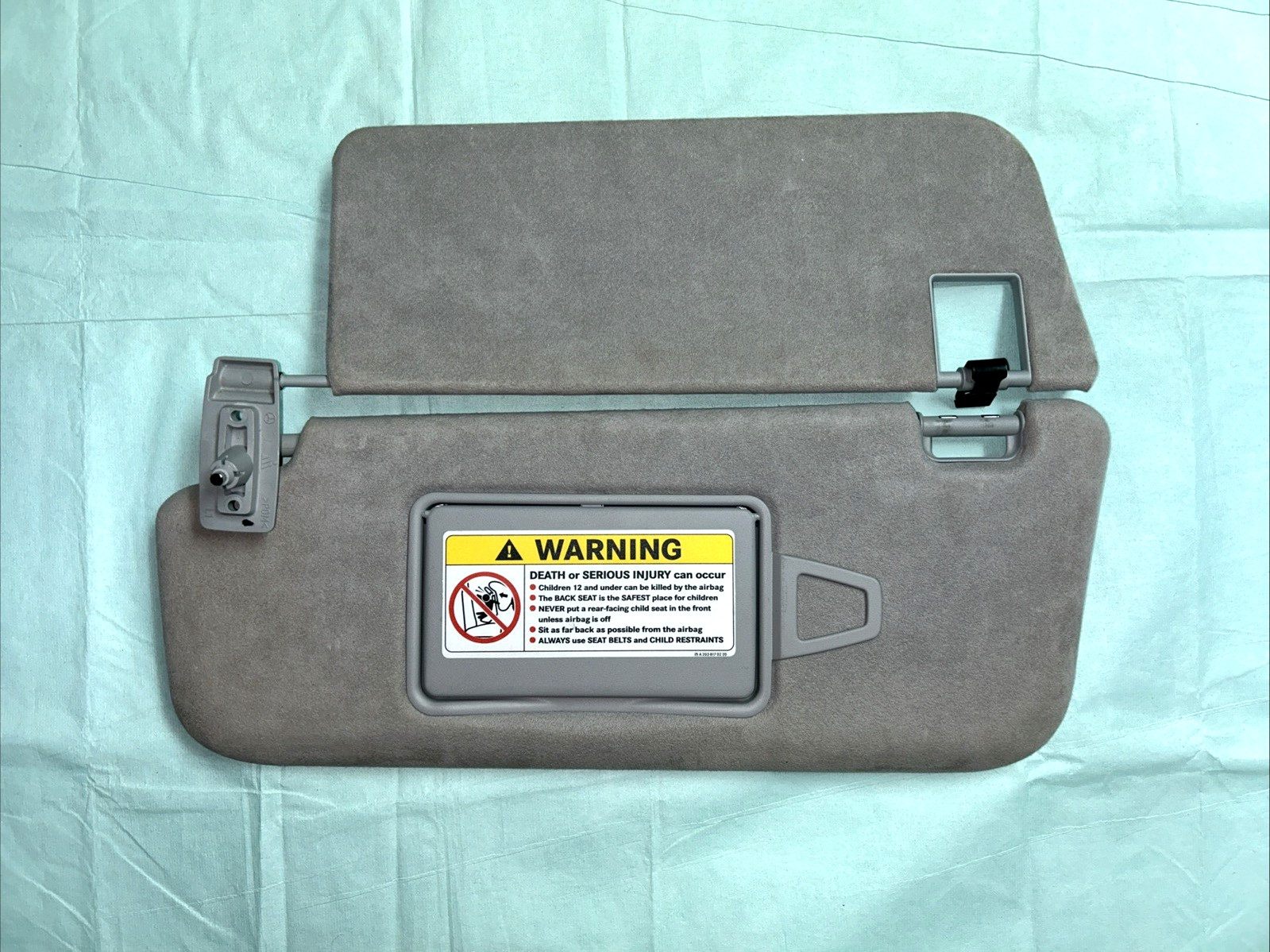 2003 2009 MERCEDES-BENZ E320 E350 E500 E550 E55 E63 AMG LEFT SUN VISOR