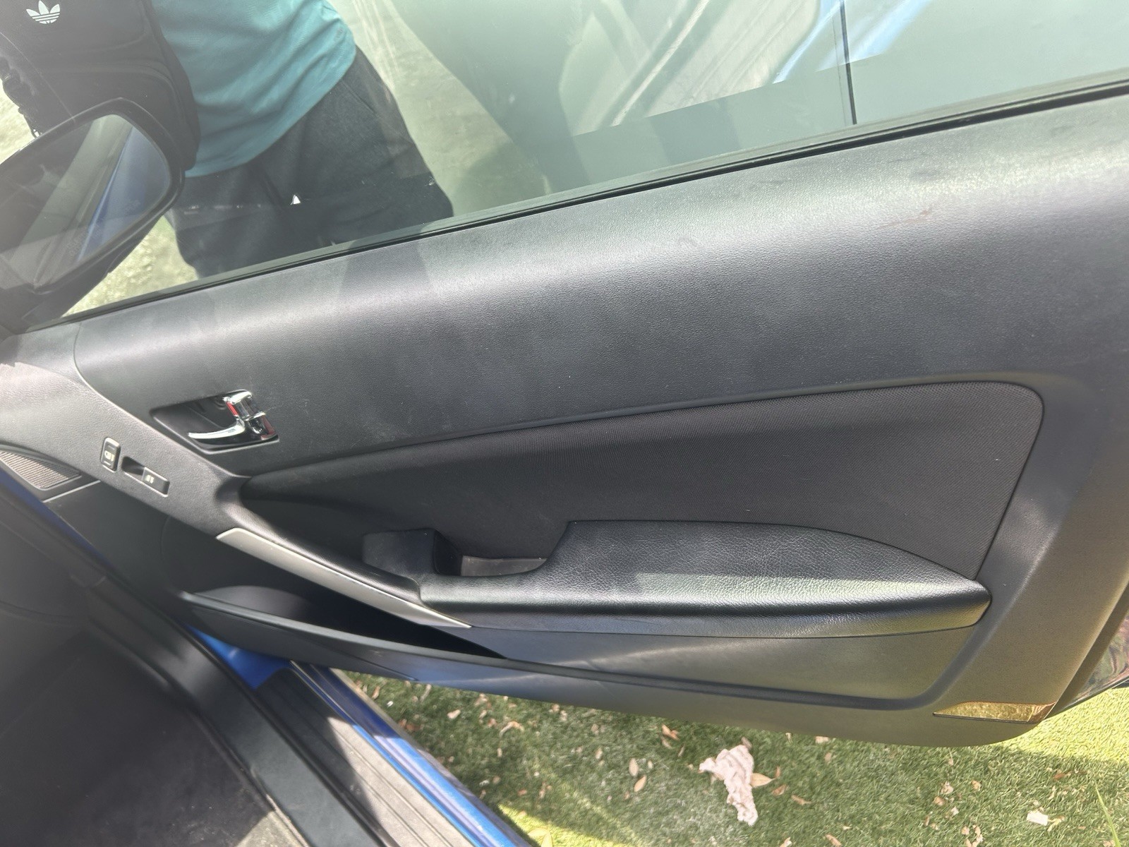 2010-2012 Hyundai Génesis Right &left Front Trim Panels