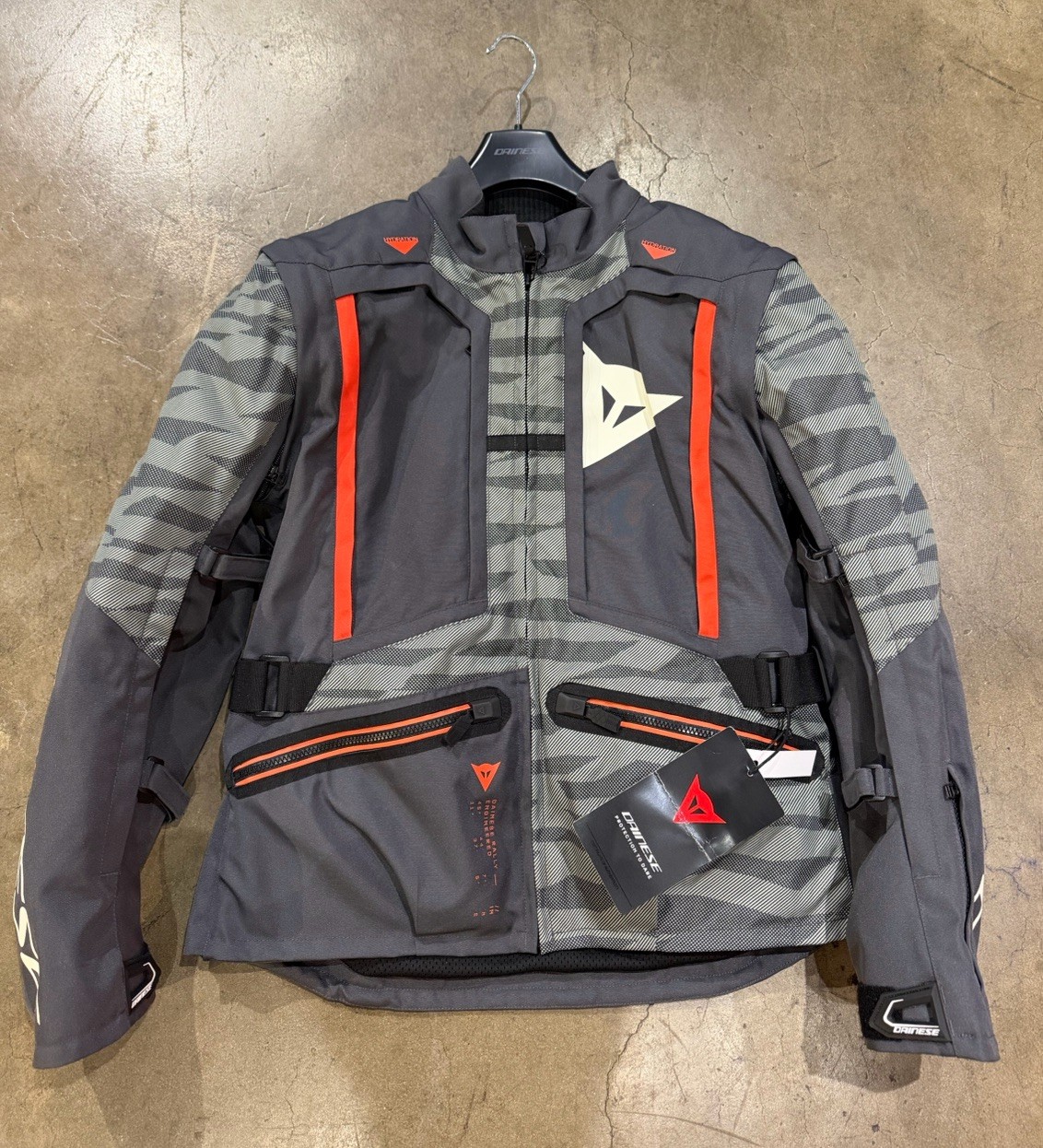 Dainese Sterrato Motorcycle Jacket - Men’s Textile Off-Road - Size 52 Dainese Sterrato Motorcycle Jacket - Men’s Textile Off-Road - Size 52