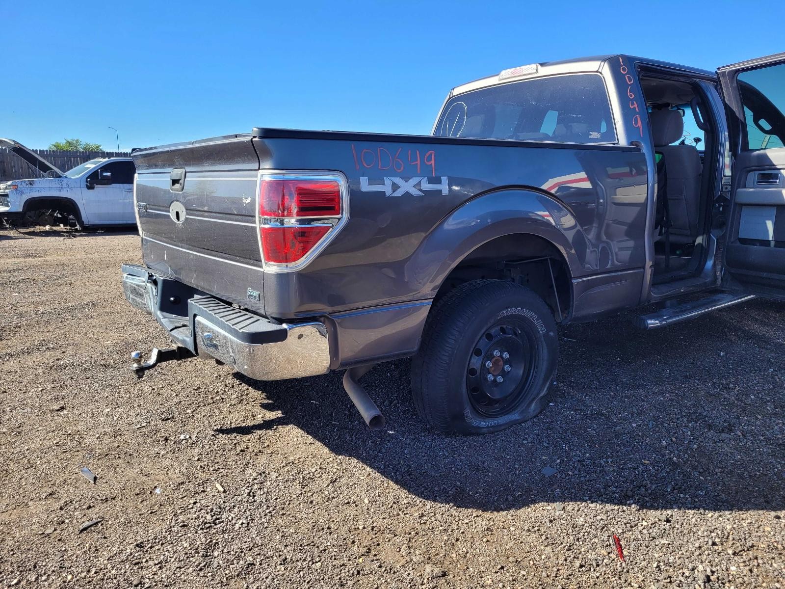 Used Truck Bed Assembly fits: 2010 Ford F150 PICKUP Styleside 6' 6