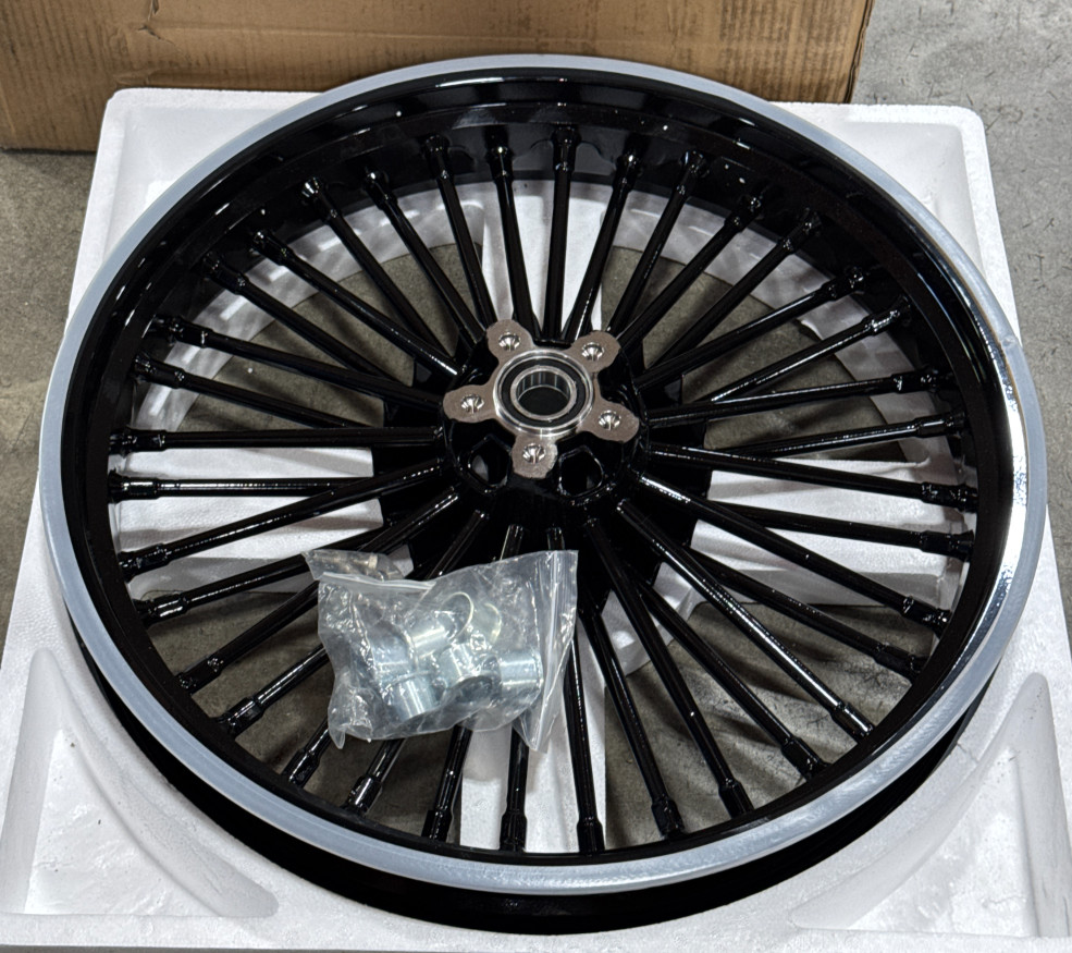 21x3.5 Fat Spoke Front Wheel Single Disc For Harley Softail FLSTC FLSTN FLSTF