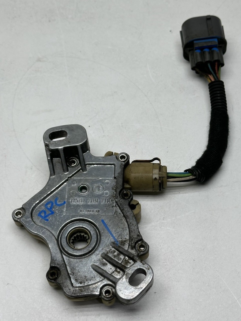 1999 - 2004 Land Rover Discovery 2 Transmission Neutral Safety XYZ Switch OEM