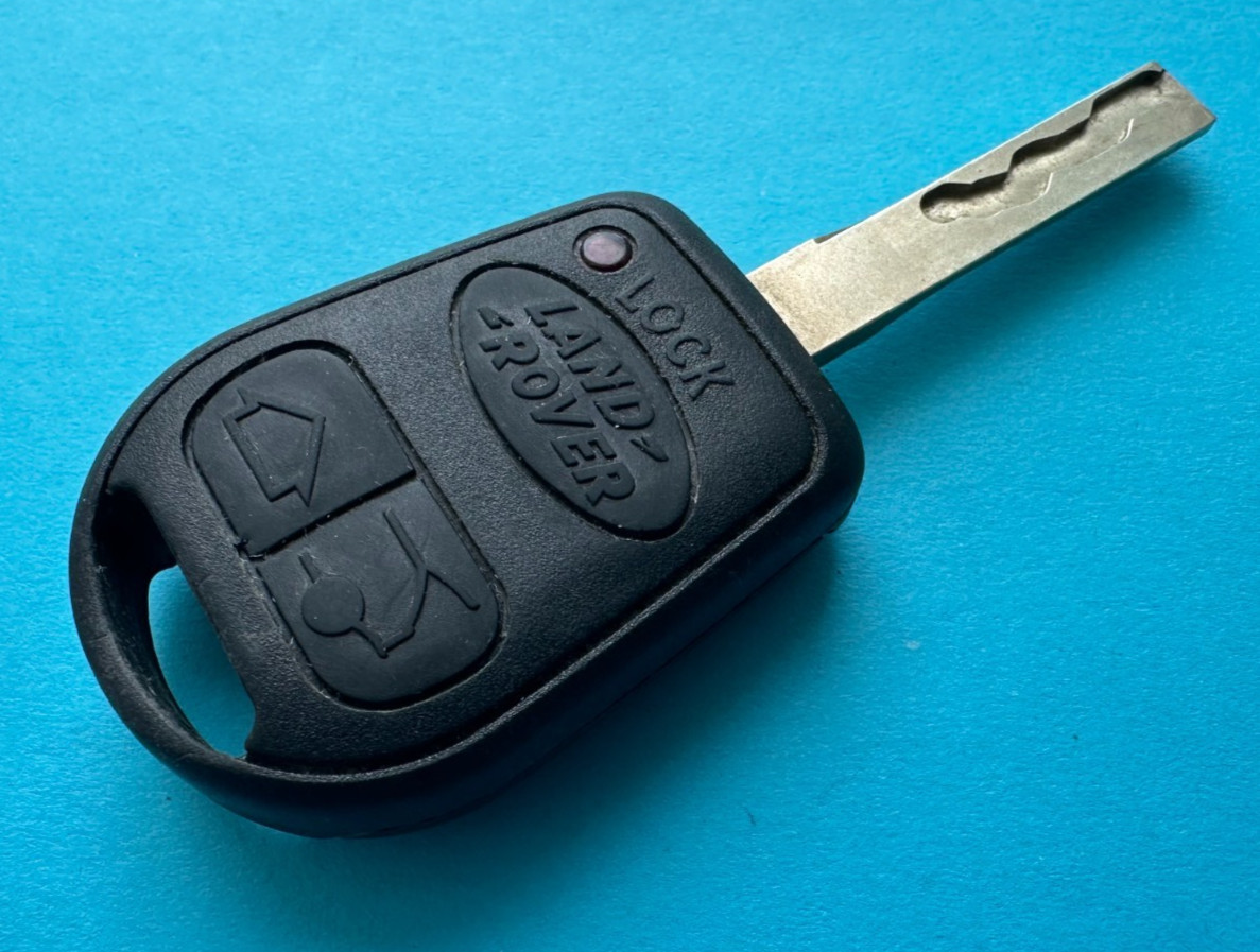 OEM 2003-2006 RANGE ROVER REMOTE KEY FOB KEYLESS ENTRY 3 BUTTONS LX8 FZV ~SPARE OEM 2003-2006 RANGE ROVER REMOTE KEY FOB KEYLESS ENTRY 3 BUTTONS LX8 FZV ~SPARE