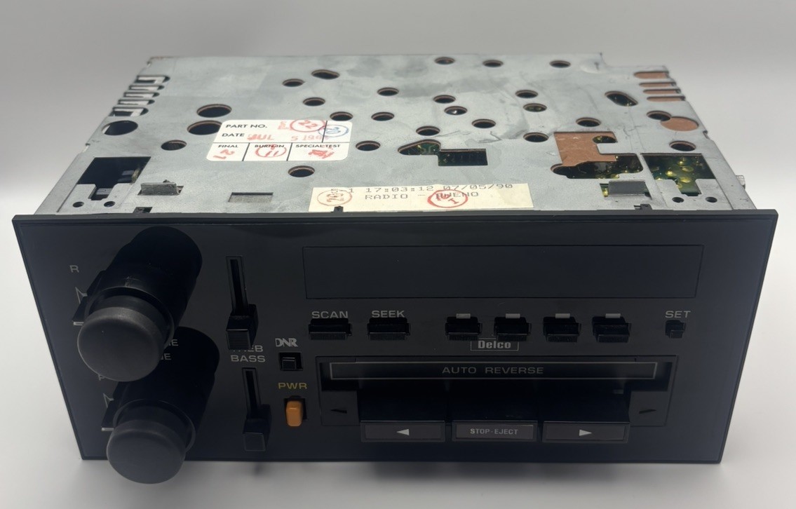1988-1996 Delco General Motors AM FM Radio Cassette Stereo 16129973 Untested 1988-1996 Delco General Motors AM FM Radio Cassette Stereo 16129973 Untested