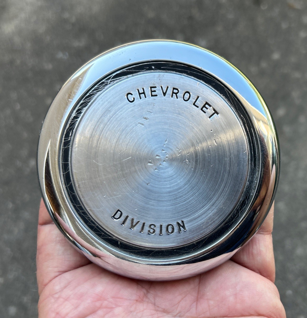 OEM GM 1967 1968 69 CHEVROLET TRUCK CHROME HORN BUTTON CAP 3902776 Very Nice 68 OEM GM 1967 1968 69 CHEVROLET TRUCK CHROME HORN BUTTON CAP 3902776 Very Nice 68