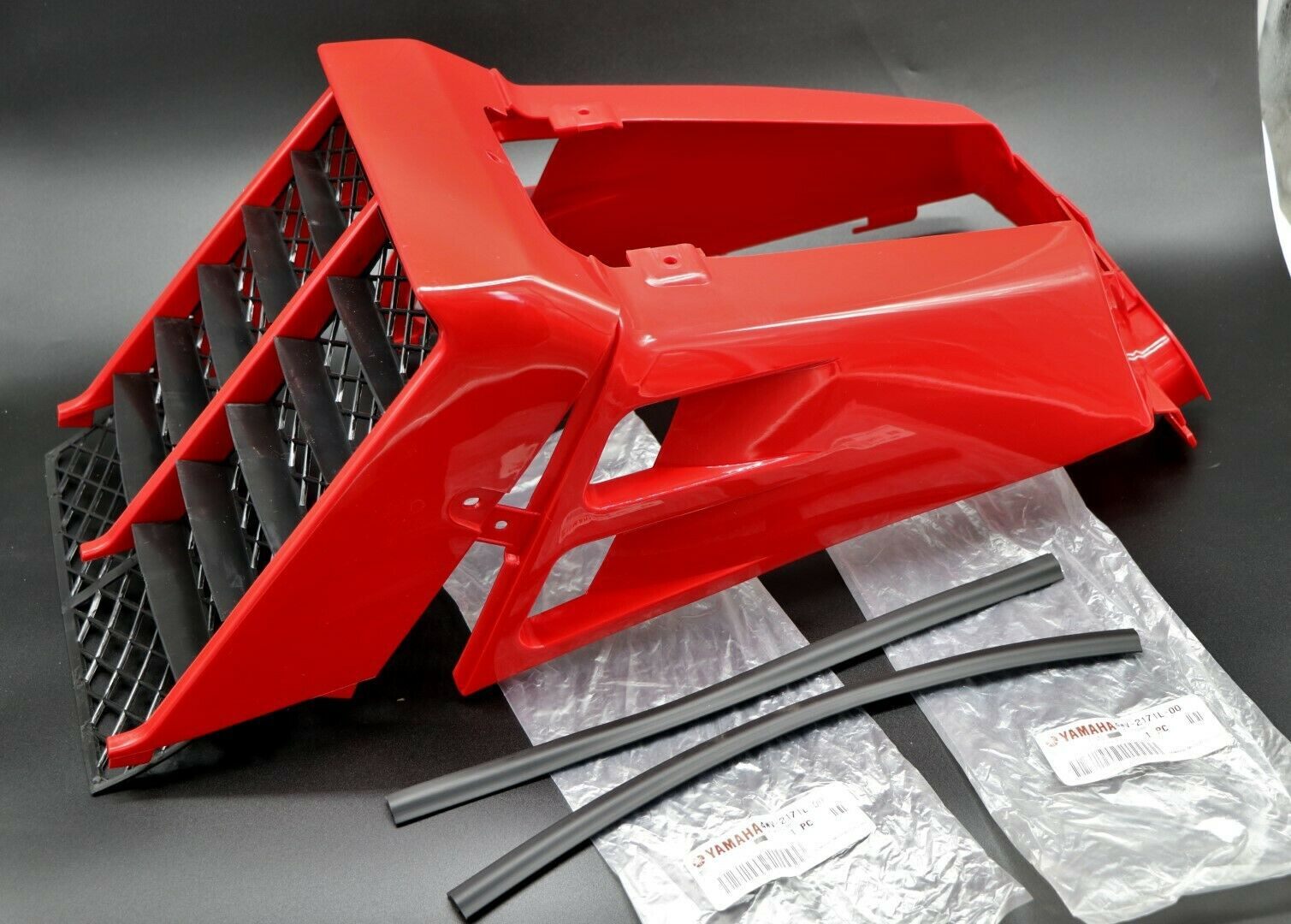 NEW Vito's Yamaha Banshee plastic gas tank side covers + grill 1987-2006 RED