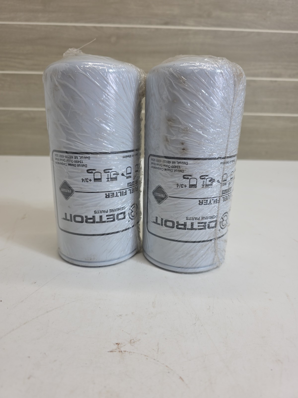 (2) Detroit Diesel Fuel Filter Primary - 23530706 - 2 PACK New Old Stock (2) Detroit Diesel Fuel Filter Primary - 23530706 - 2 PACK New Old Stock