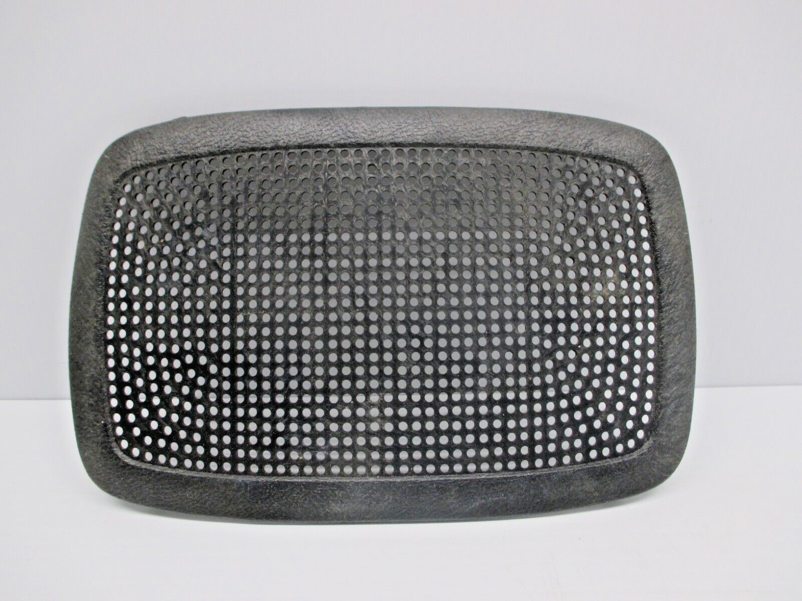 NOS 1973-81 GM Rear Speaker BLACK Grille Malibu Chevelle Cutlass GTO 9612357