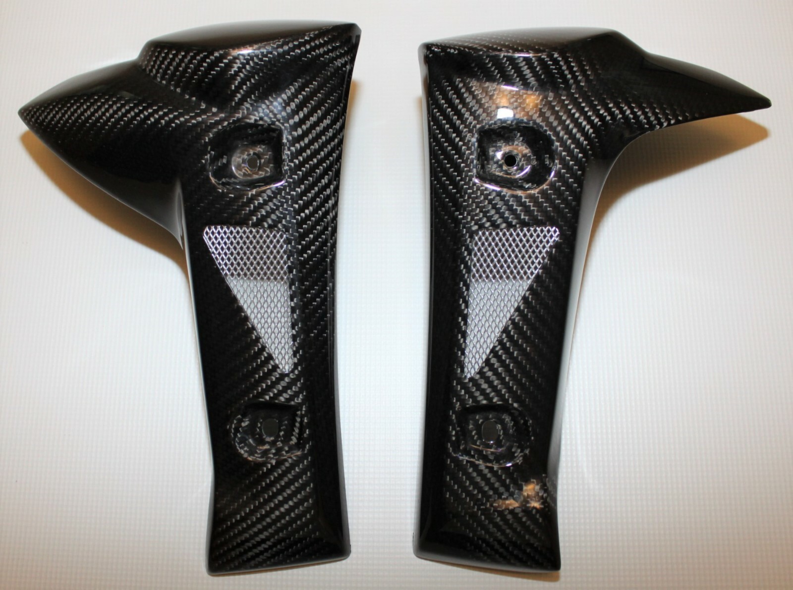 2006-2015 Yamaha FZ1 Fazer Radiator Covers (Naked Version) - 100% Carbon Fiber