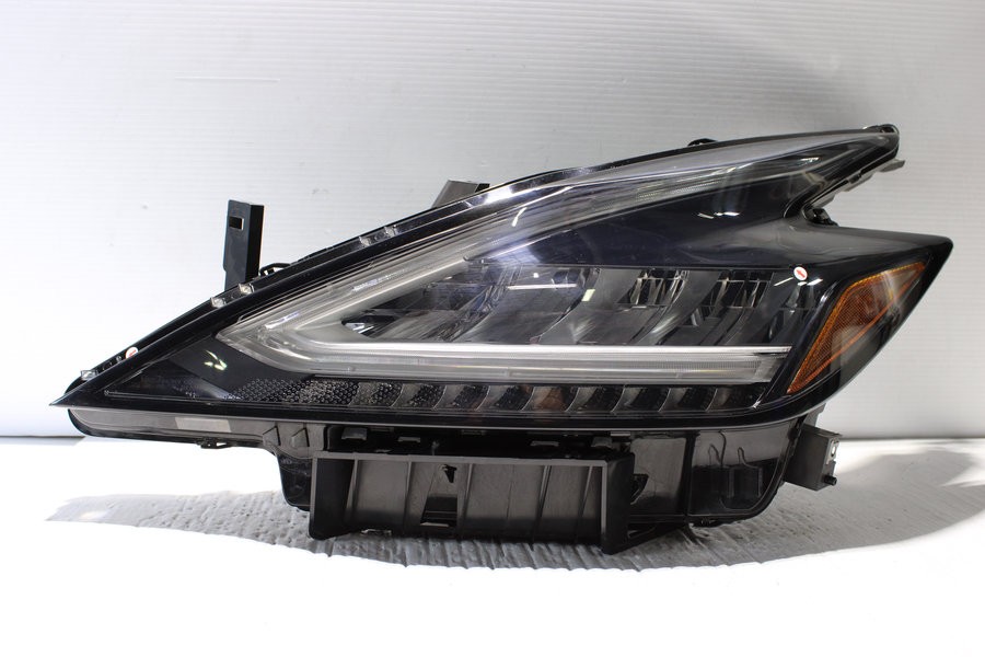2018-2021 Nissan Murano Left Driver Side LED Headlight Assembly OEM 260609UF0D