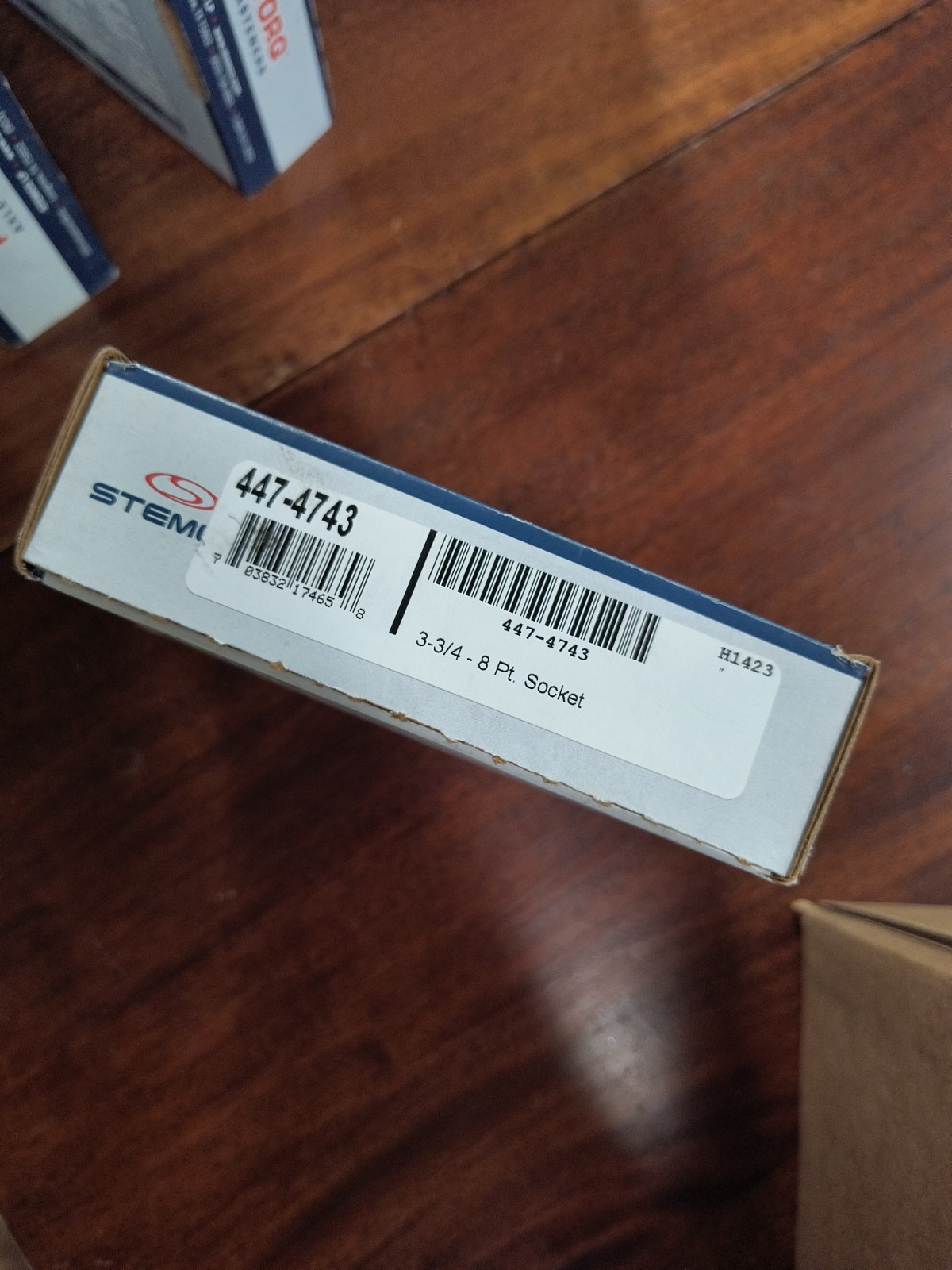 NIB 447-4743 Genuine Stemco Pro-Torq Axle Nut Fastener