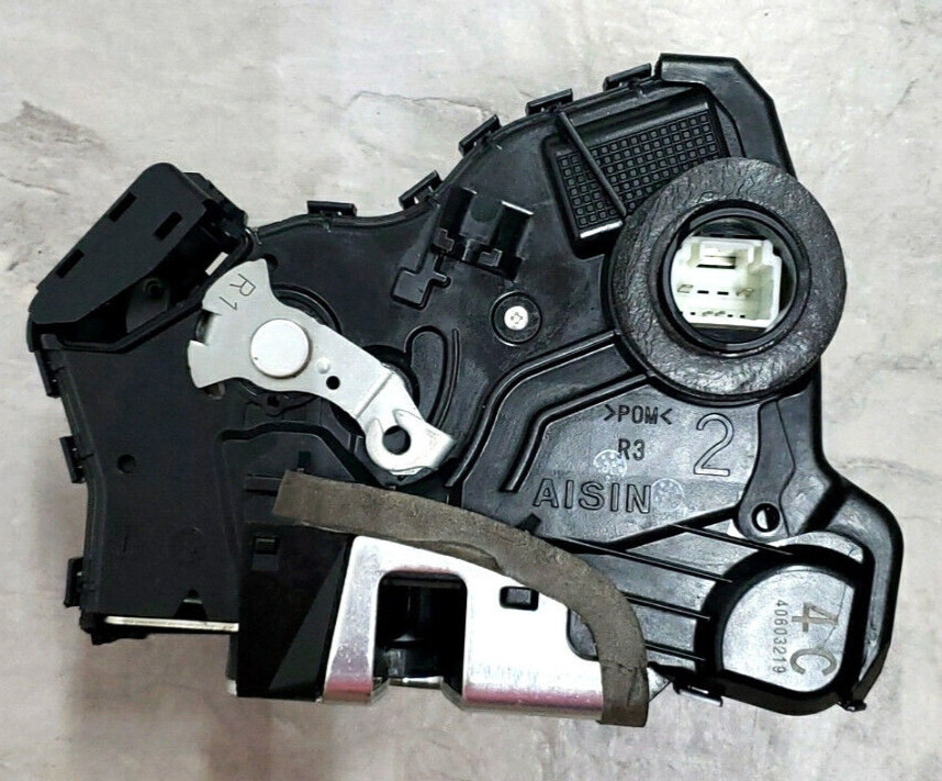 Genuine OEM Lexus 2006 - 2013 IS350 door lock actuator RIGHT FRONT LIFETIME WARR