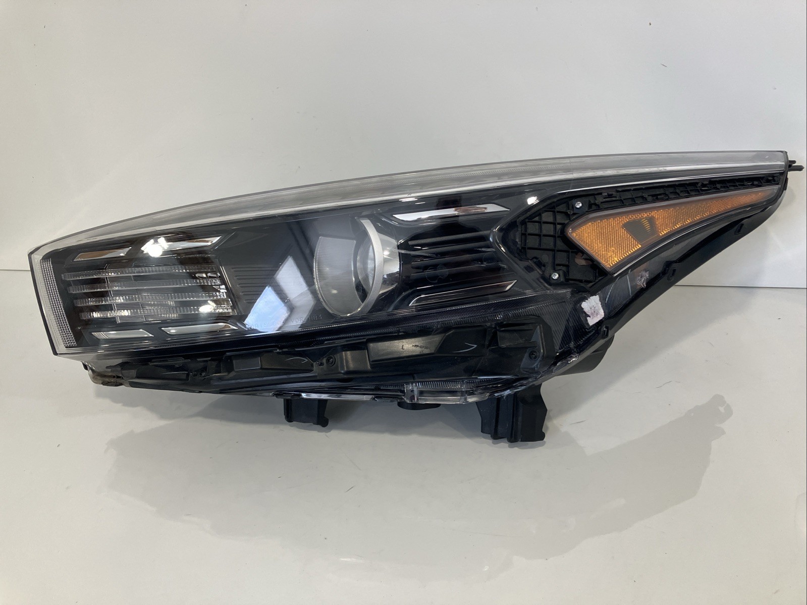 2022 2023 Kia Forte Driver Left LH Halogen Headlight OEM 0046