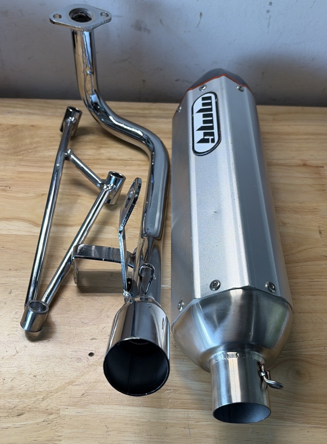 MMG GY6 50cc 100cc 4-Stroke Performance Exhaust Muffler Carbon Fiber Marks MMG GY6 50cc 100cc 4-Stroke Performance Exhaust Muffler Carbon Fiber Marks