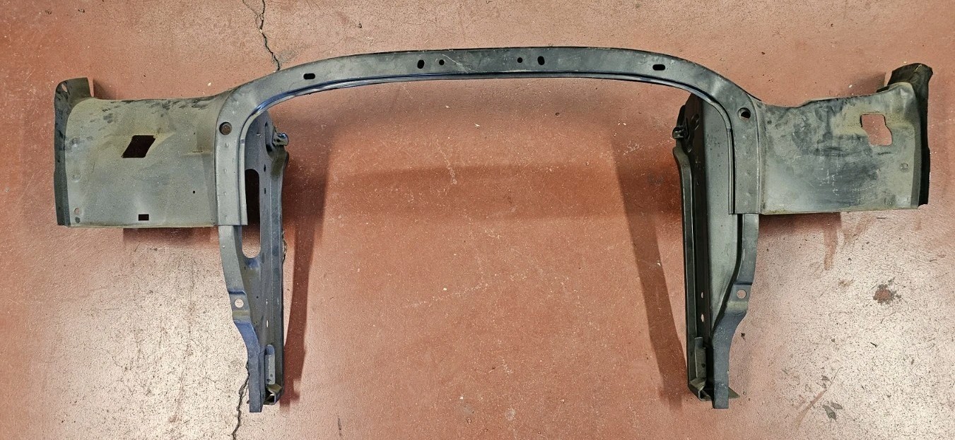 NOS Mercedes Benz W114 Radiator Core Support Assembly 250CE 114-620-09-72