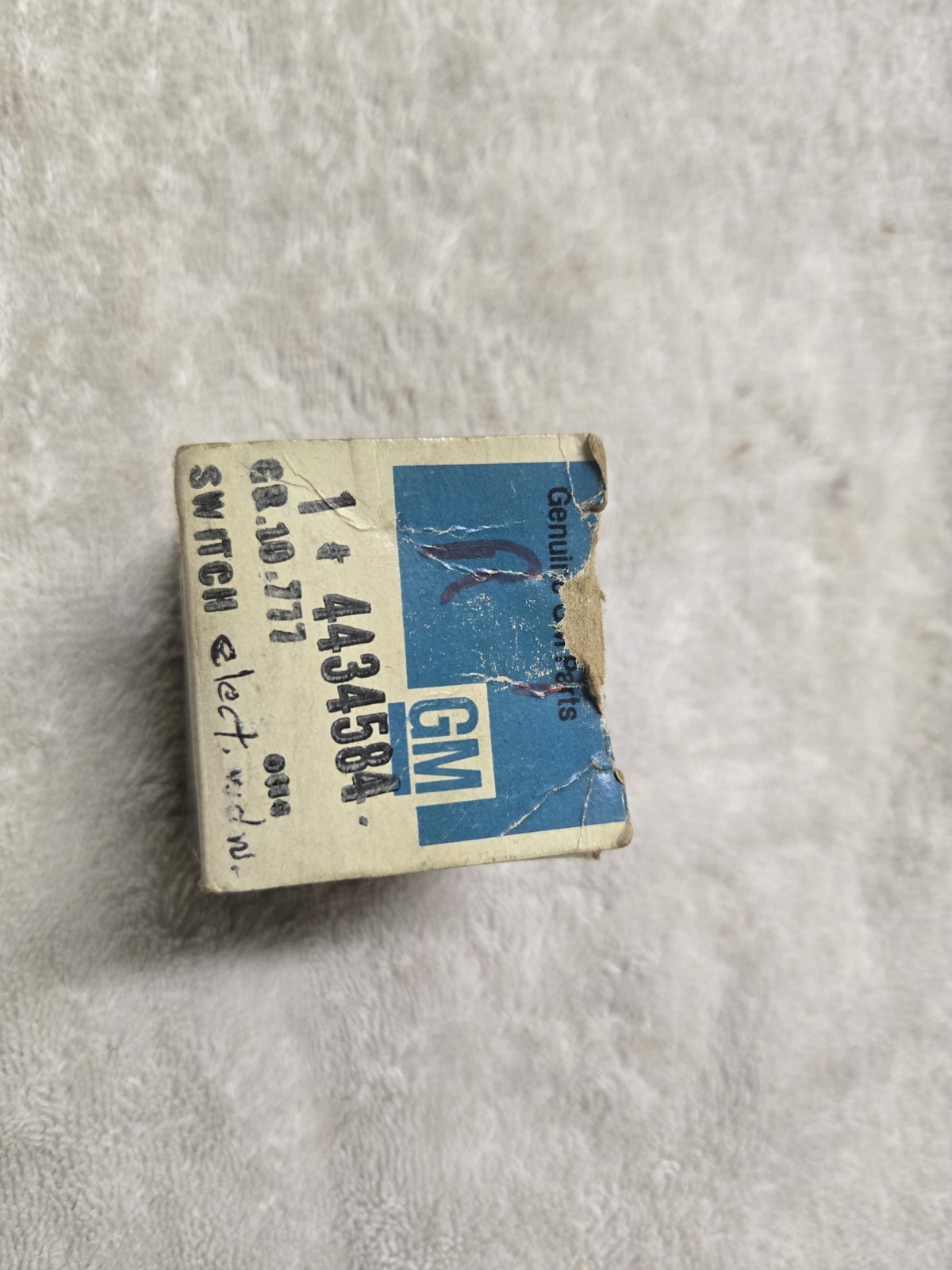 NOS 1967 1968 1969 1970 1971 1972 GM RIGHT FRONT POWER WINDOW SWITCH 4434584 GM NOS 1967 1968 1969 1970 1971 1972 GM RIGHT FRONT POWER WINDOW SWITCH 4434584 GM