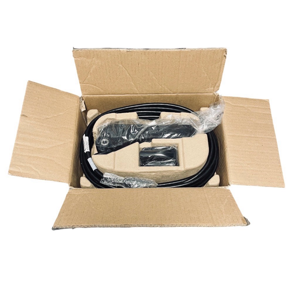 Raymarine RV-100 RealVision 3D All-in-One Transom Mount Transducer A80464 Raymarine RV-100 RealVision 3D All-in-One Transom Mount Transducer A80464