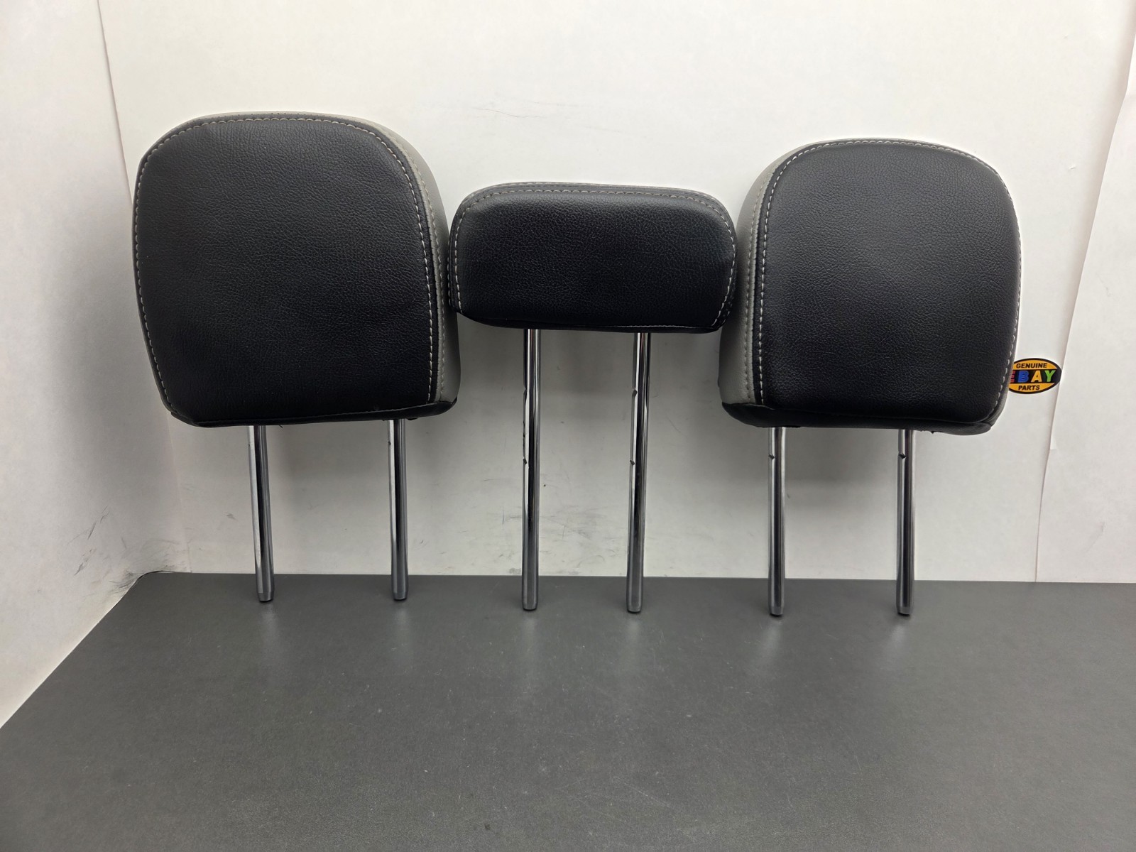 17 18 19 20 21 22 FORD F-250 F-350 REAR SEAT HEADREST HEAD REST LEATHER BLACK 