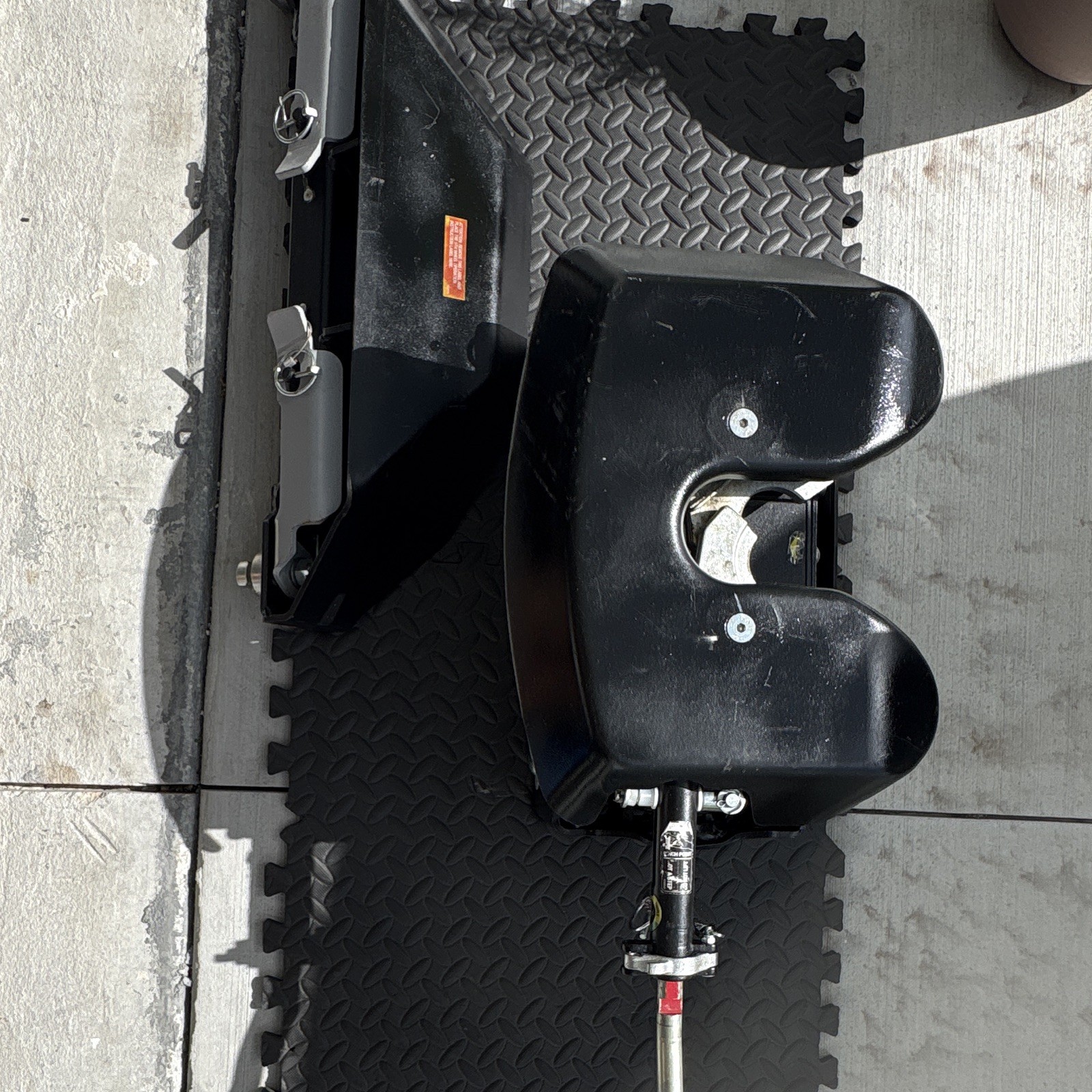 CURT Q20 Fifth Wheel Trailer HitchHead Only 20,000lbs 16530 - Scuffs