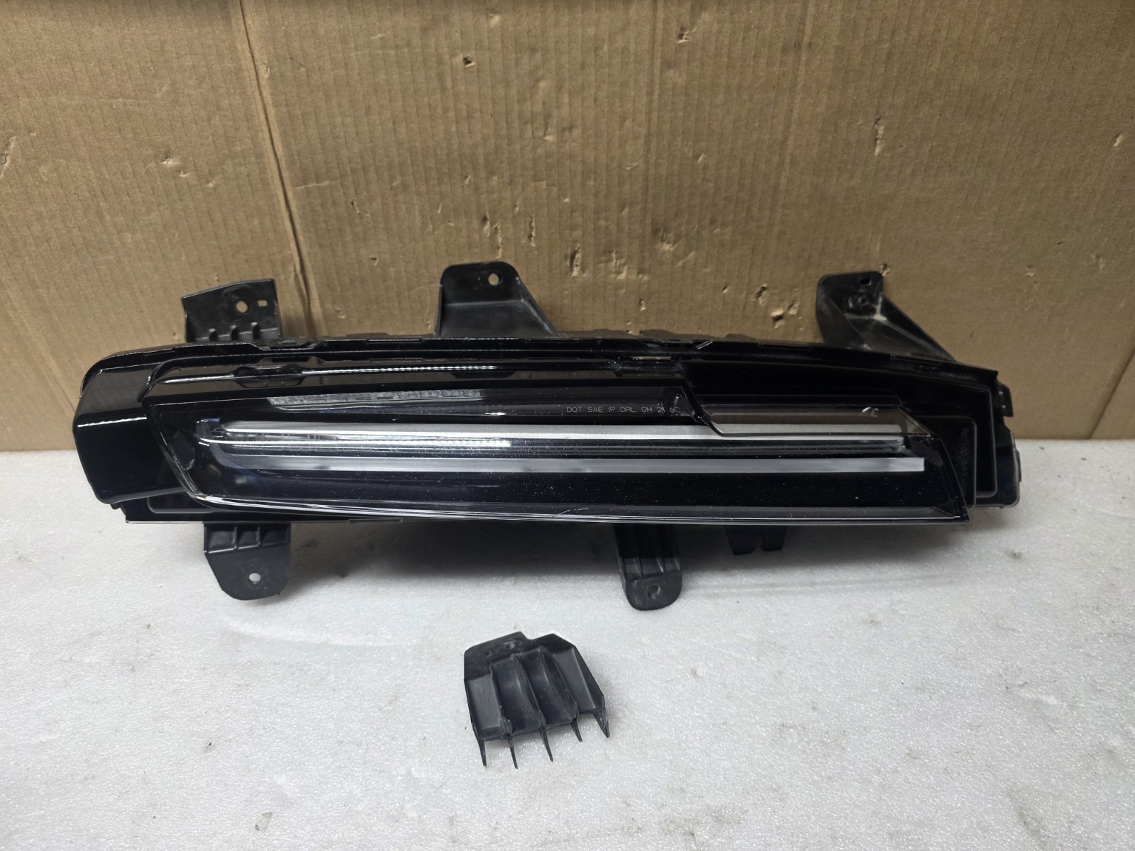 2021-2024 Cadillac Escalade Front Left LH Turn Signal Lamp DRL OEM