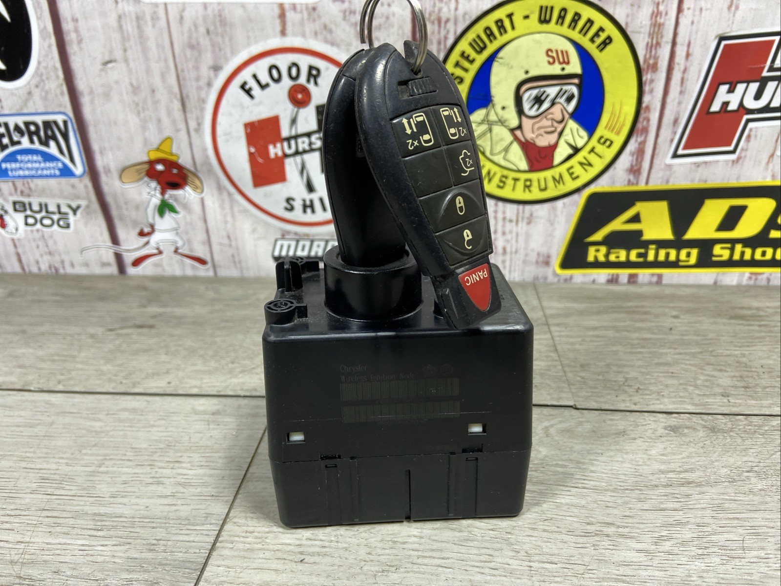 15-20 Dodge Grand Caravan Wireless Ignition Node Receiver w/ Key Fob P68257921AC