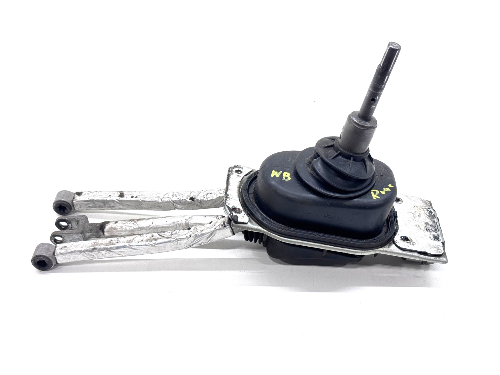 2011-2015 CHEVROLET CAMARO MANUAL TRANSMISSION SHIFTER OEM 24260334