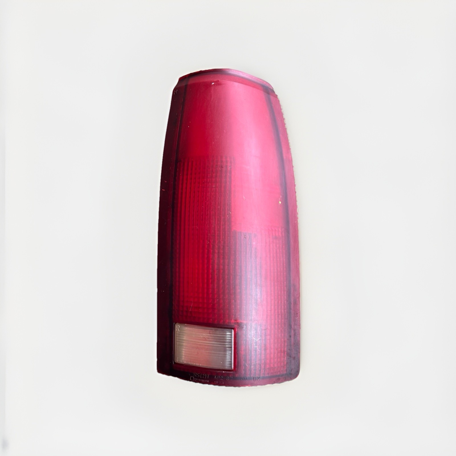 OEM 1988-1998 CHEVY GMC PICKUP RIGHT PASSENGER SIDE RH TAIL LIGHT #16508321