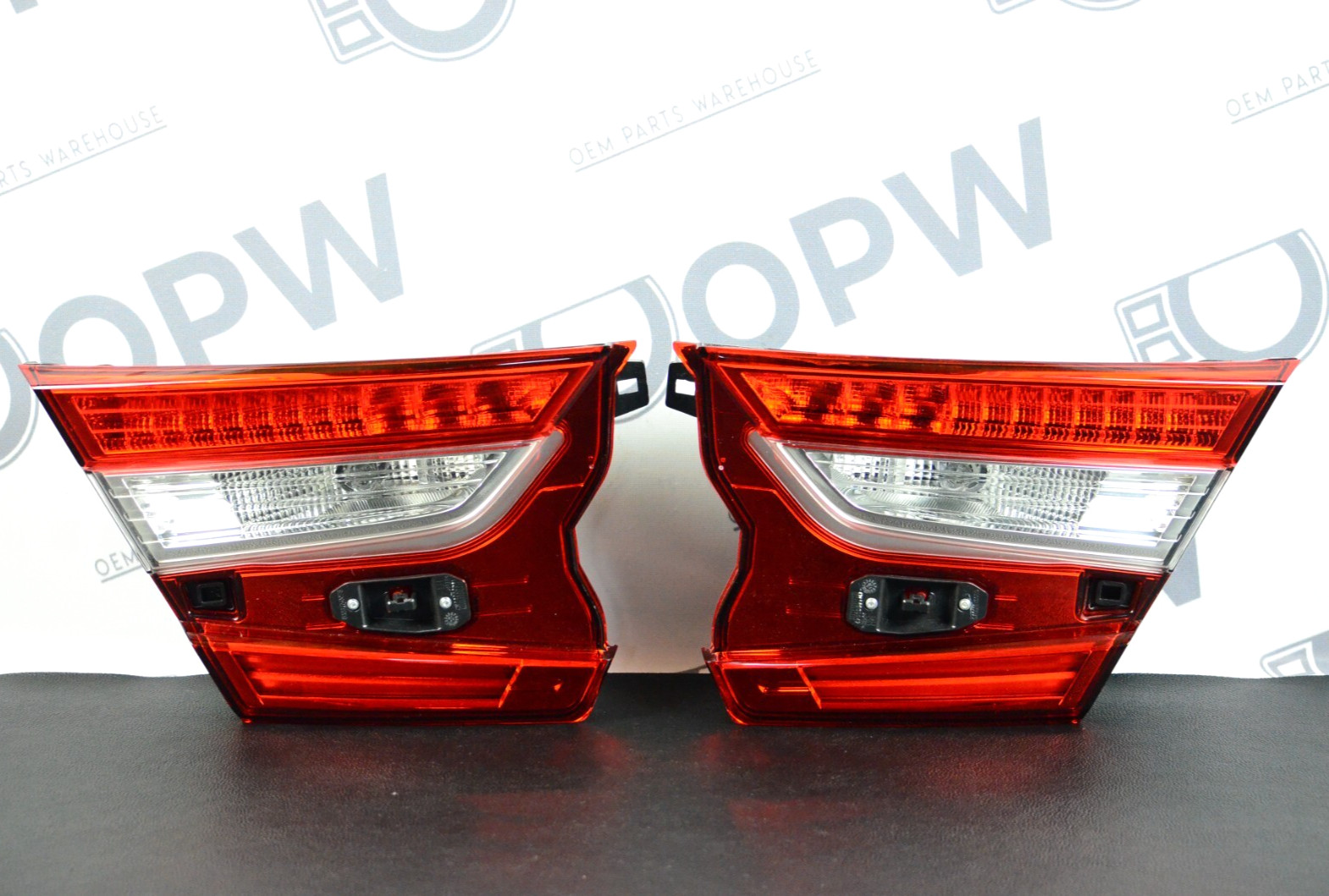 Perfect 2018-2022 Honda Accord Inner Liftgate LED Taillight Lamp Set LH RH OEM Perfect 2018-2022 Honda Accord Inner Liftgate LED Taillight Lamp Set LH RH OEM