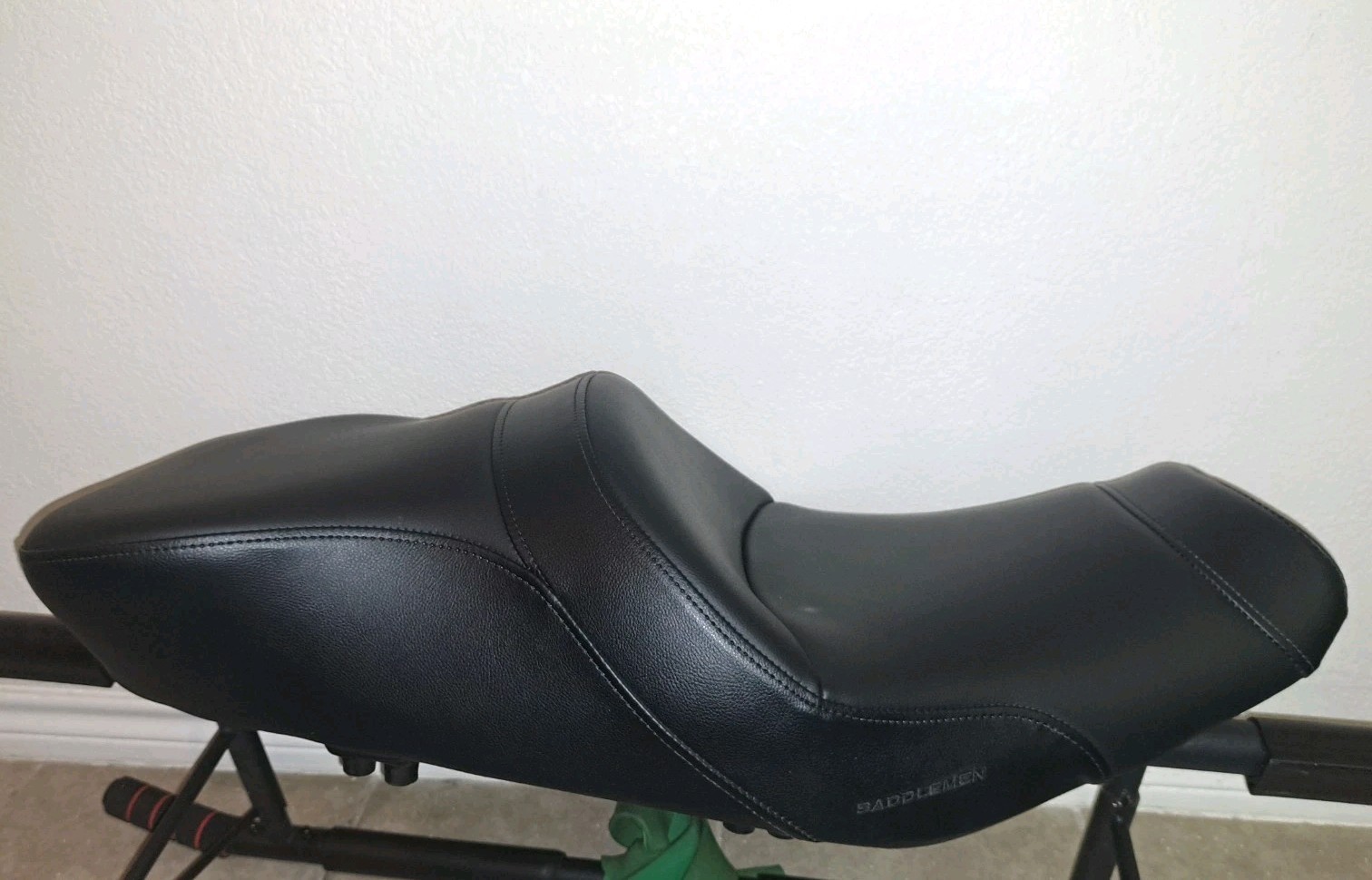 Saddlemen Explorer Road Sofa Seat w/o Backrest Kawasaki ZG/ZX K08-13-0291RS NEW