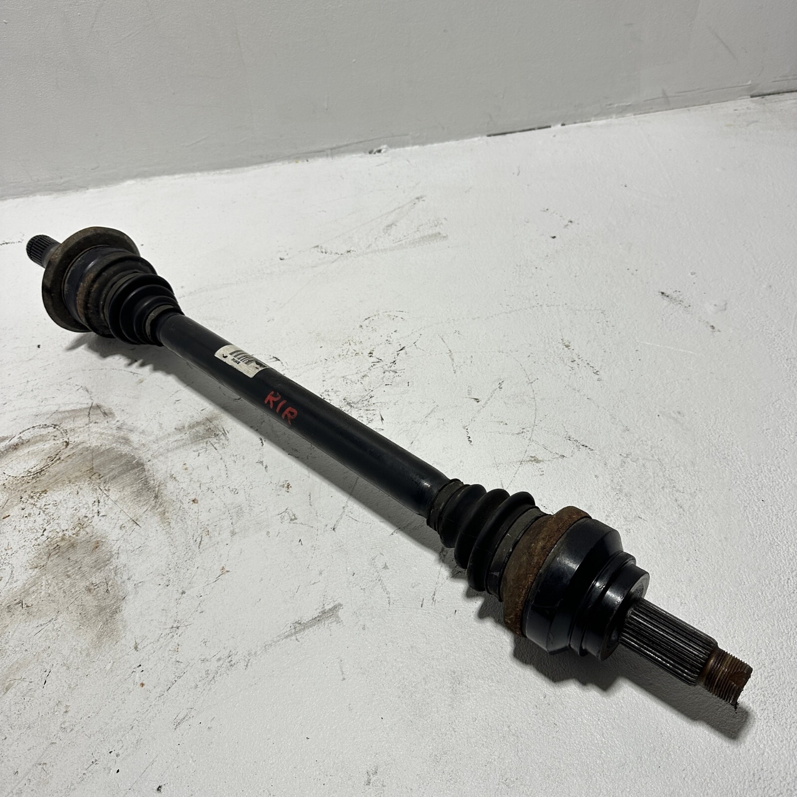 OEM Rear Right Passenger Side Cv Axle Shaft BMW 550 Xi AWD 2011-2016 OEM Rear Right Passenger Side Cv Axle Shaft BMW 550 Xi AWD 2011-2016