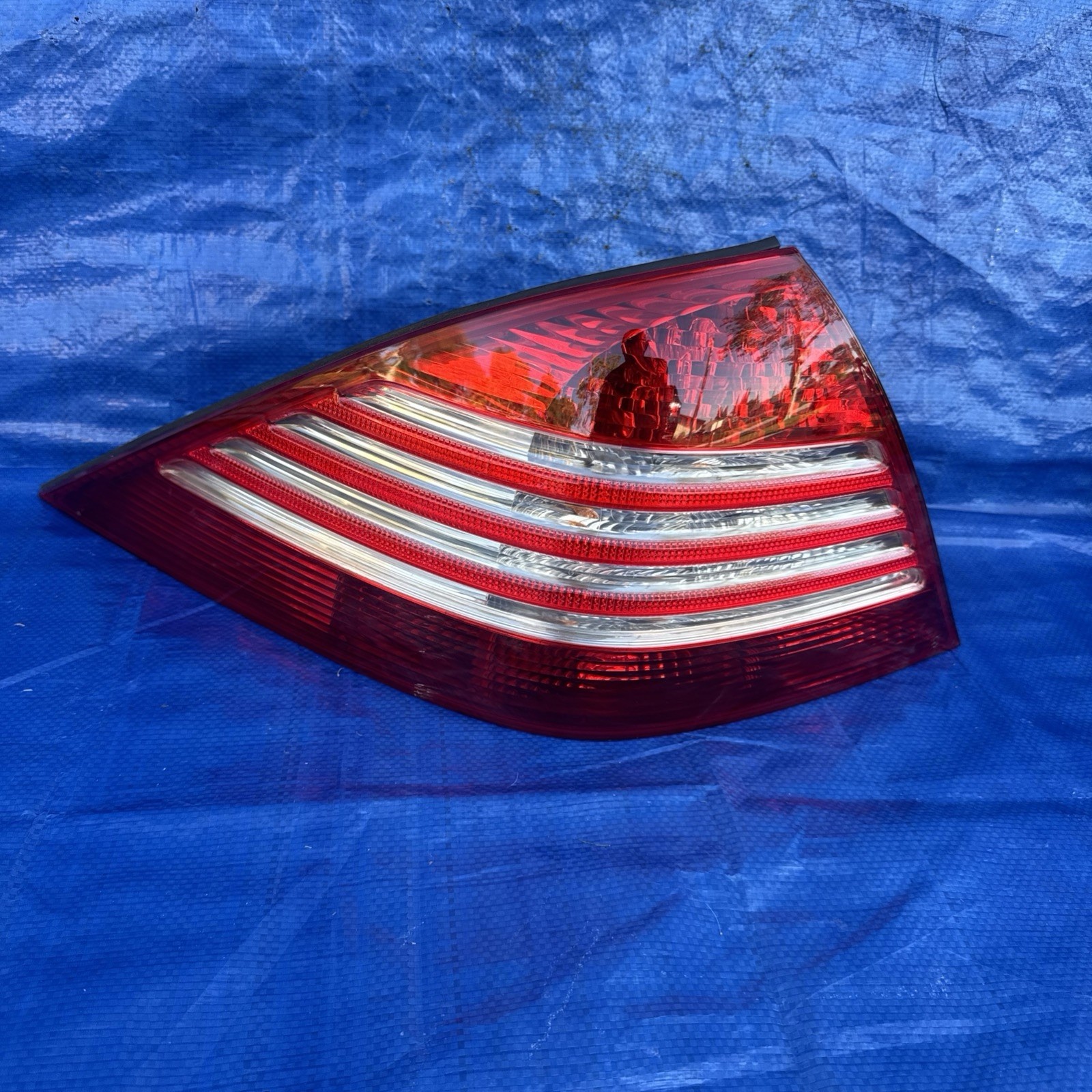 2003-2006 Mercedes CL500 CL600 CL55 DRIVER Side LEFT Taillight Assembly