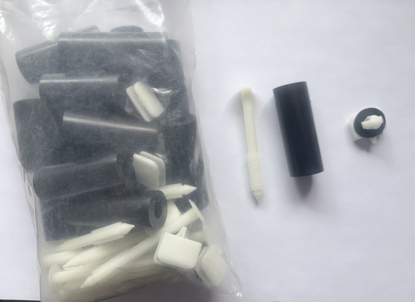 OEM SALEEN SKIRT KIT 2005-09 OEM SALEEN SKIRT KIT 2005-09