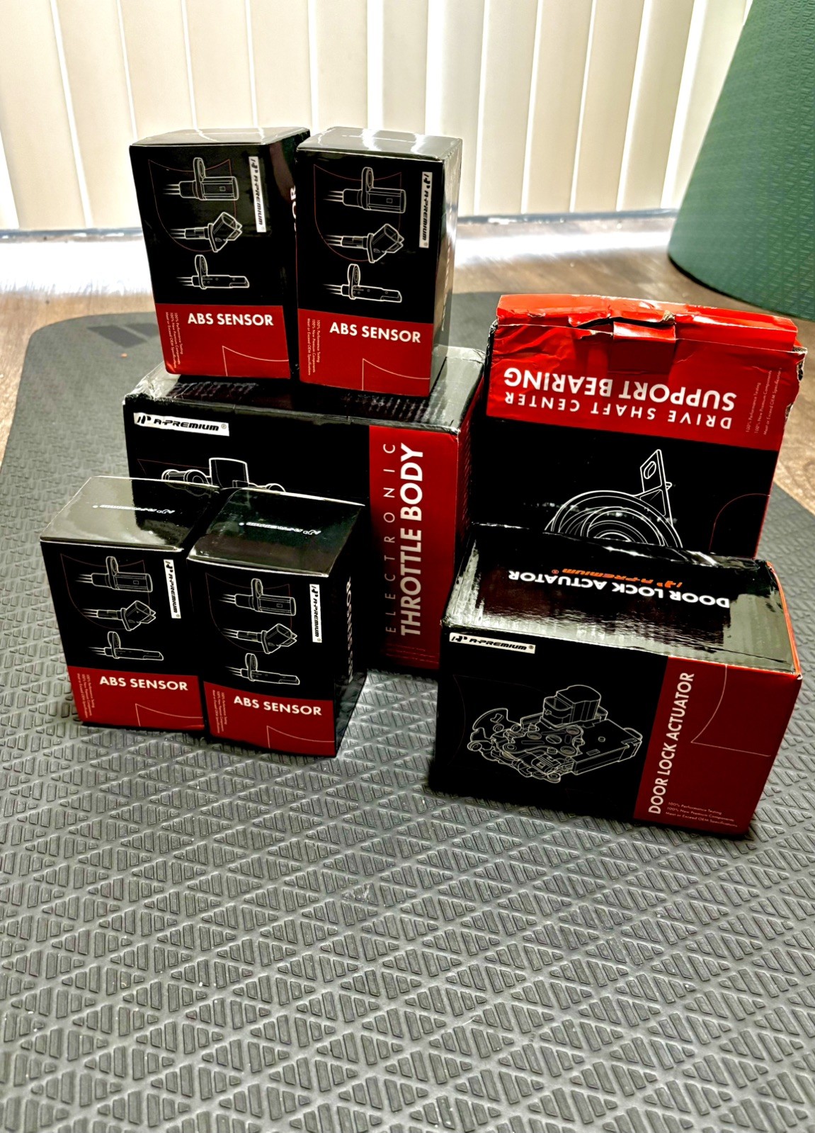 Automotive Repair Parts Bulk Lot ABS Speed Sensors Throttle Body Wholesale NIB