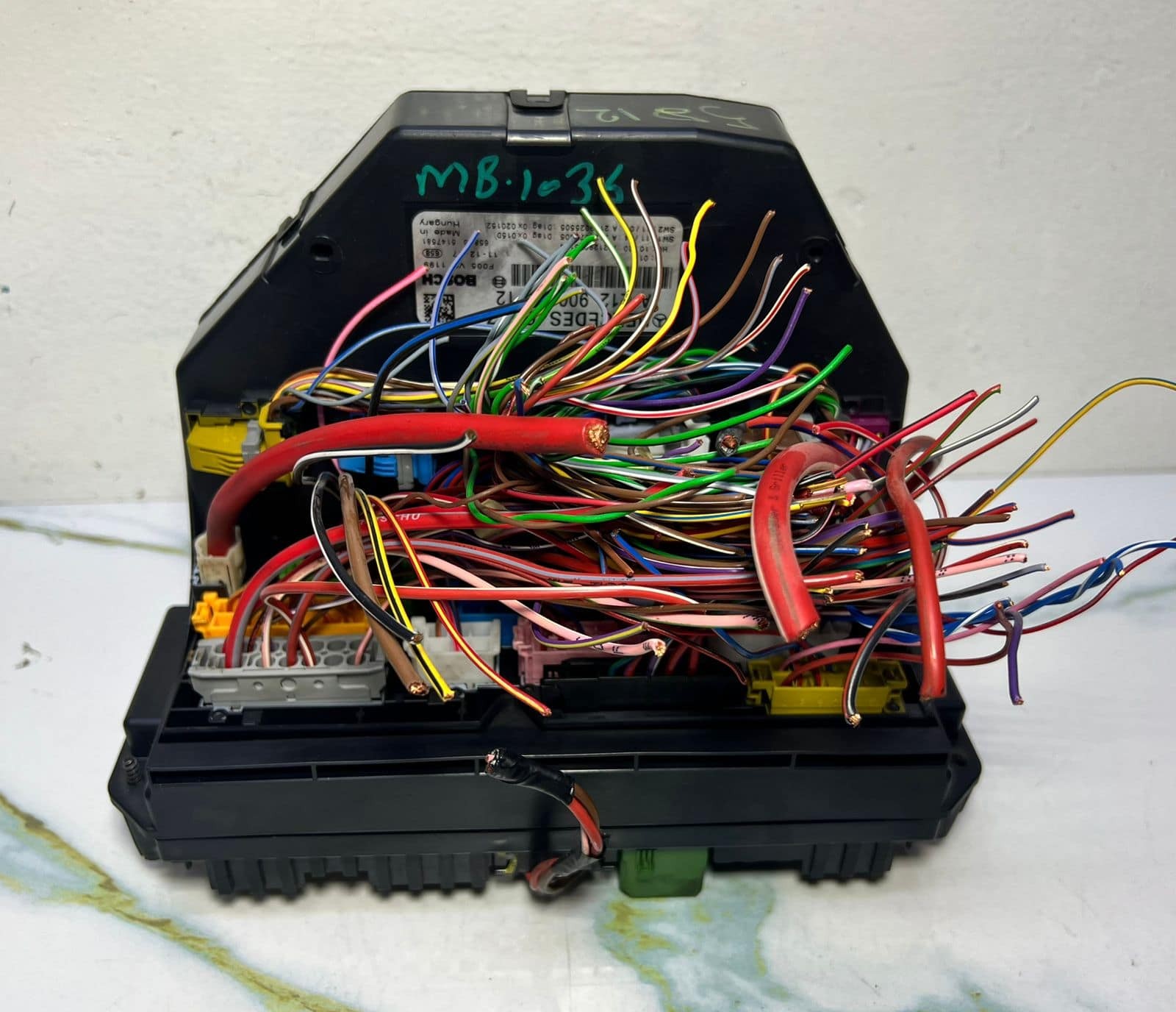 2011-2012 Mercedes-Benz C250 Fuse Relay Box Sam Module A2129005812 W204 C300 C63