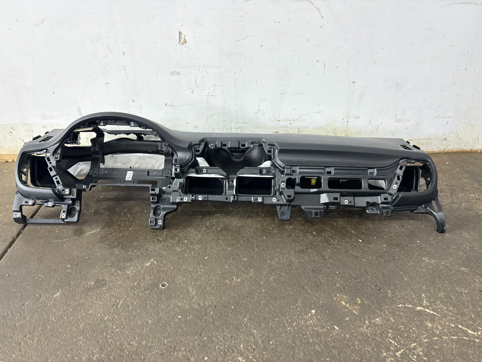 21-23 KIA SELTOS FRONT DASH DASHBOARD INSTRUMENT PANEL BLACK OEM