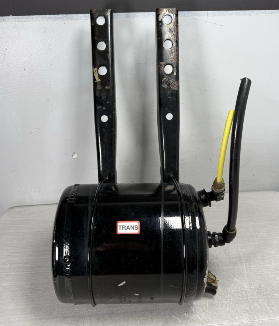 2023 FREIGHTLINER CASCADIA TRANSMISSION AIR TANK WITH BRACKET 1740 2023 FREIGHTLINER CASCADIA TRANSMISSION AIR TANK WITH BRACKET 1740