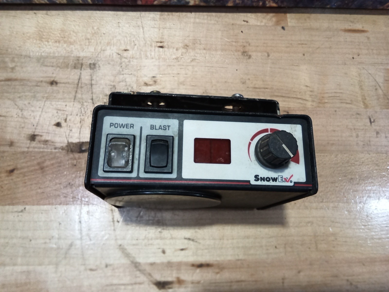 SnowEx Variable Speed Snow Salt Spreader Controller D6230 WORKED WHEN REPLACED SnowEx Variable Speed Snow Salt Spreader Controller D6230 WORKED WHEN REPLACED