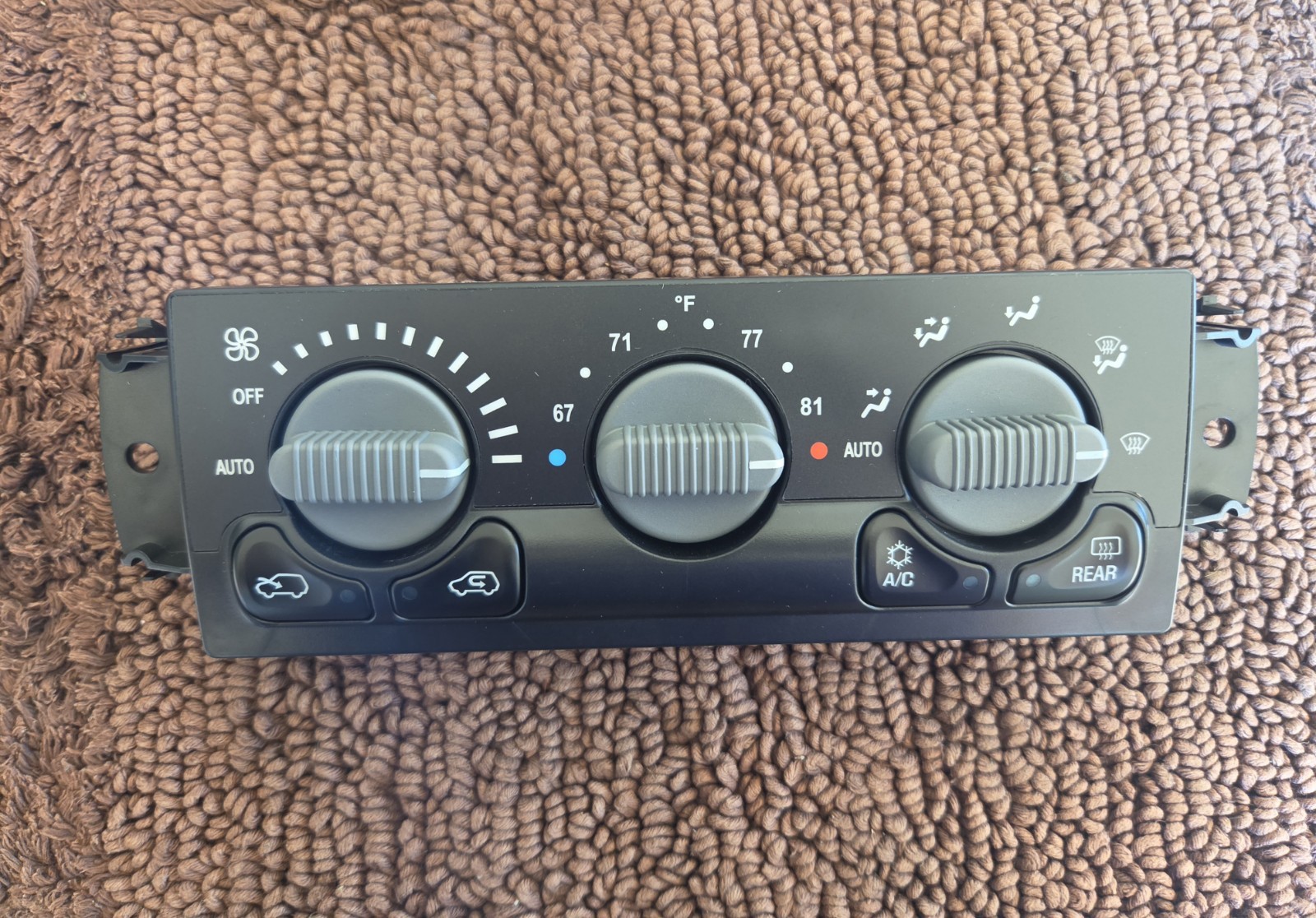 Control Module 599-215 15060162 For 1999-2002 Chevrolet Suburban, GMC Yukon Control Module 599-215 15060162 For 1999-2002 Chevrolet Suburban, GMC Yukon