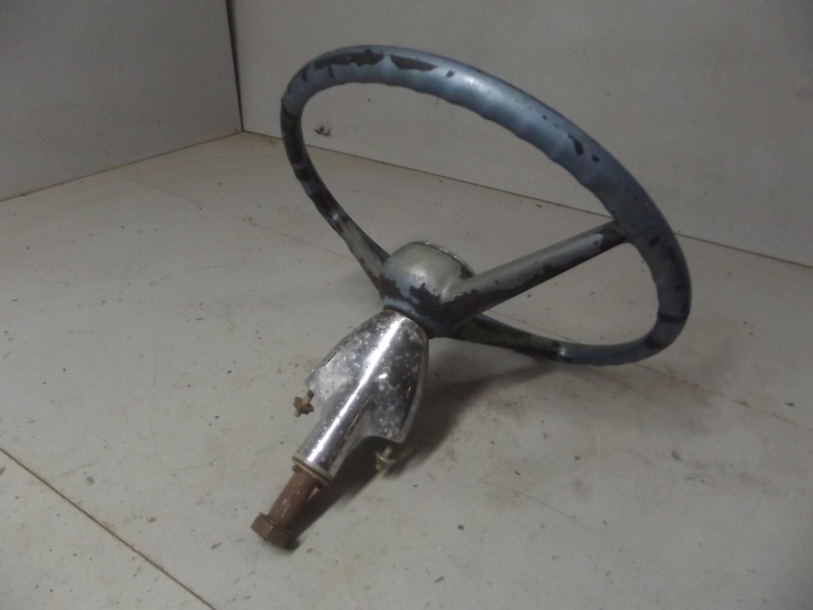 VINTAGE BOAT STEERING WHEEL antique hotrod old outboard speed motor custom VINTAGE BOAT STEERING WHEEL antique hotrod old outboard speed motor custom