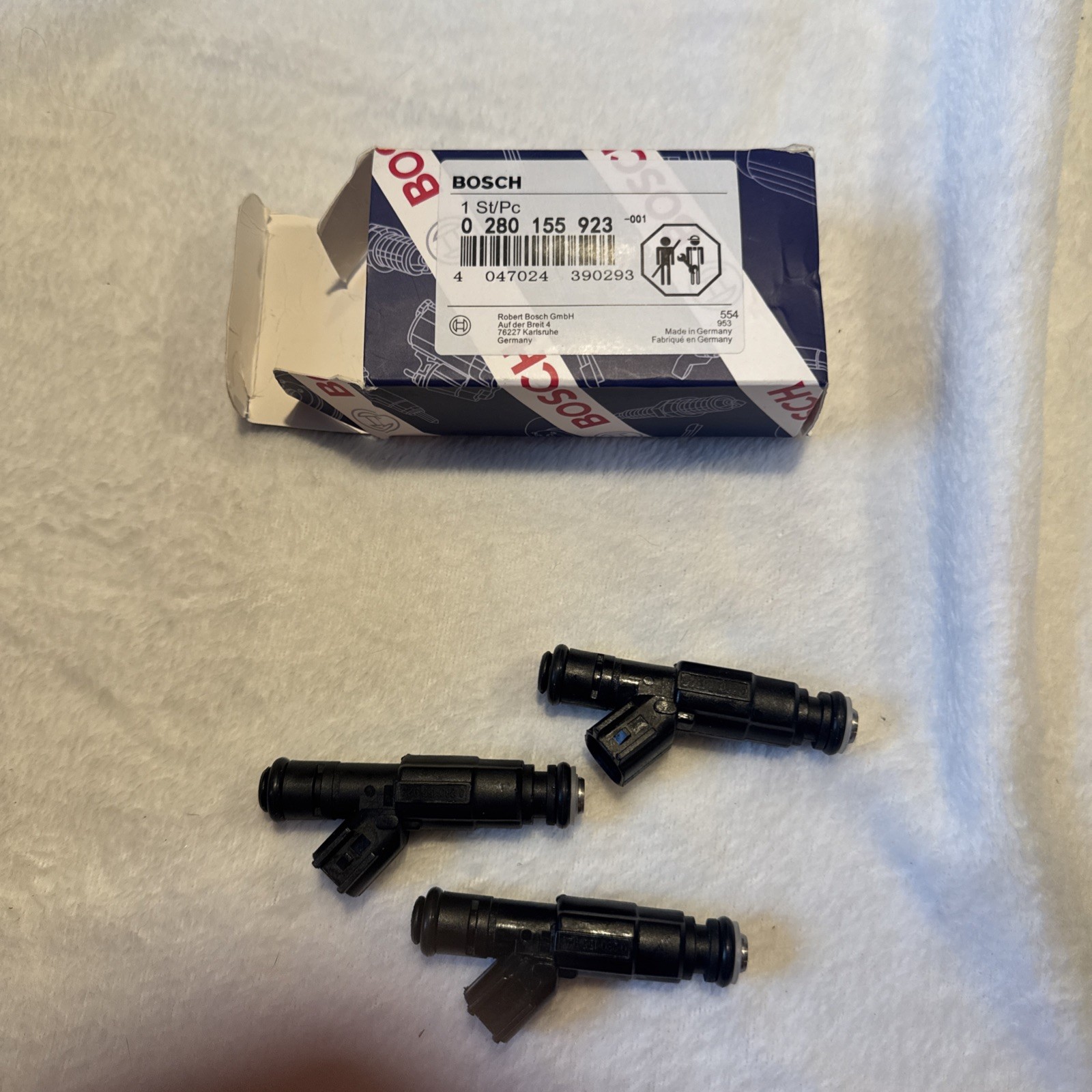 3x Bosch 0280155923 Fuel Injectors 00-05 Cadillac 4.6l V8 DeVille Bonneville NEW 3x Bosch 0280155923 Fuel Injectors 00-05 Cadillac 4.6l V8 DeVille Bonneville NEW
