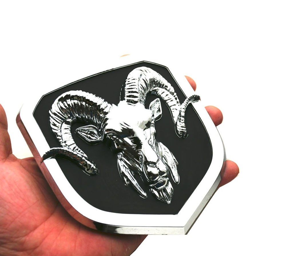 1x Grille 3D Head Emblem for 2013–2018 1500 2500 3500 68140322AA Chrome